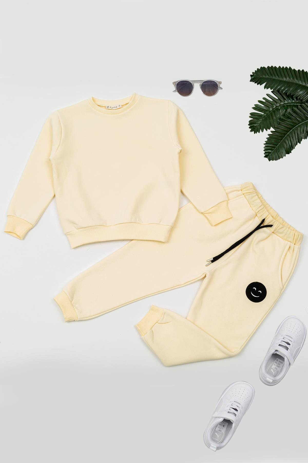 For You Kids Emoji Nakışlı Siyah Alt Üst Takım For You Kids Siyah Emoji Nakışlı Sarı Alt Üst Takım