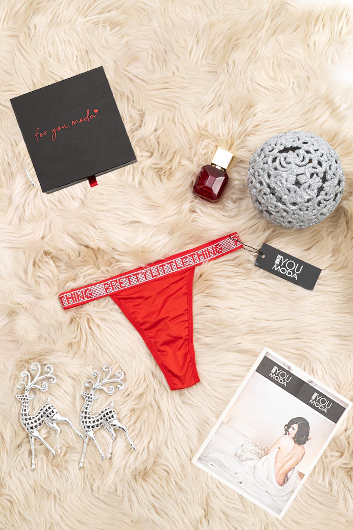 For You Lingerie Külot String For You Lingerie For You Lingerie Kutulu Taş Detaylı Kırmızı String