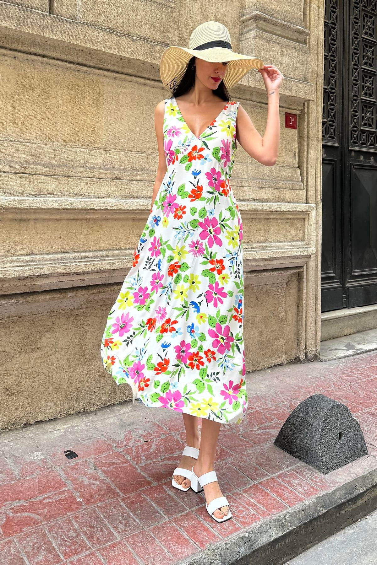 Now Moda V Yaka Desenli Bel Bağlamalı Uzun Fuşya Elbise Now Moda Doğal Viskon V Yaka Desenli Bel Bağlamalı Uzun Fuşya Elbise