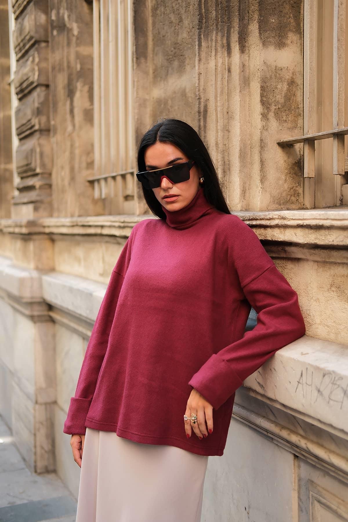 Y London Kol Detaylı Balıkcı Yaka Boğazlı Bordo Bluz Y London Kol Detaylı Balıkcı Yaka Boğazlı Bordo Bluz