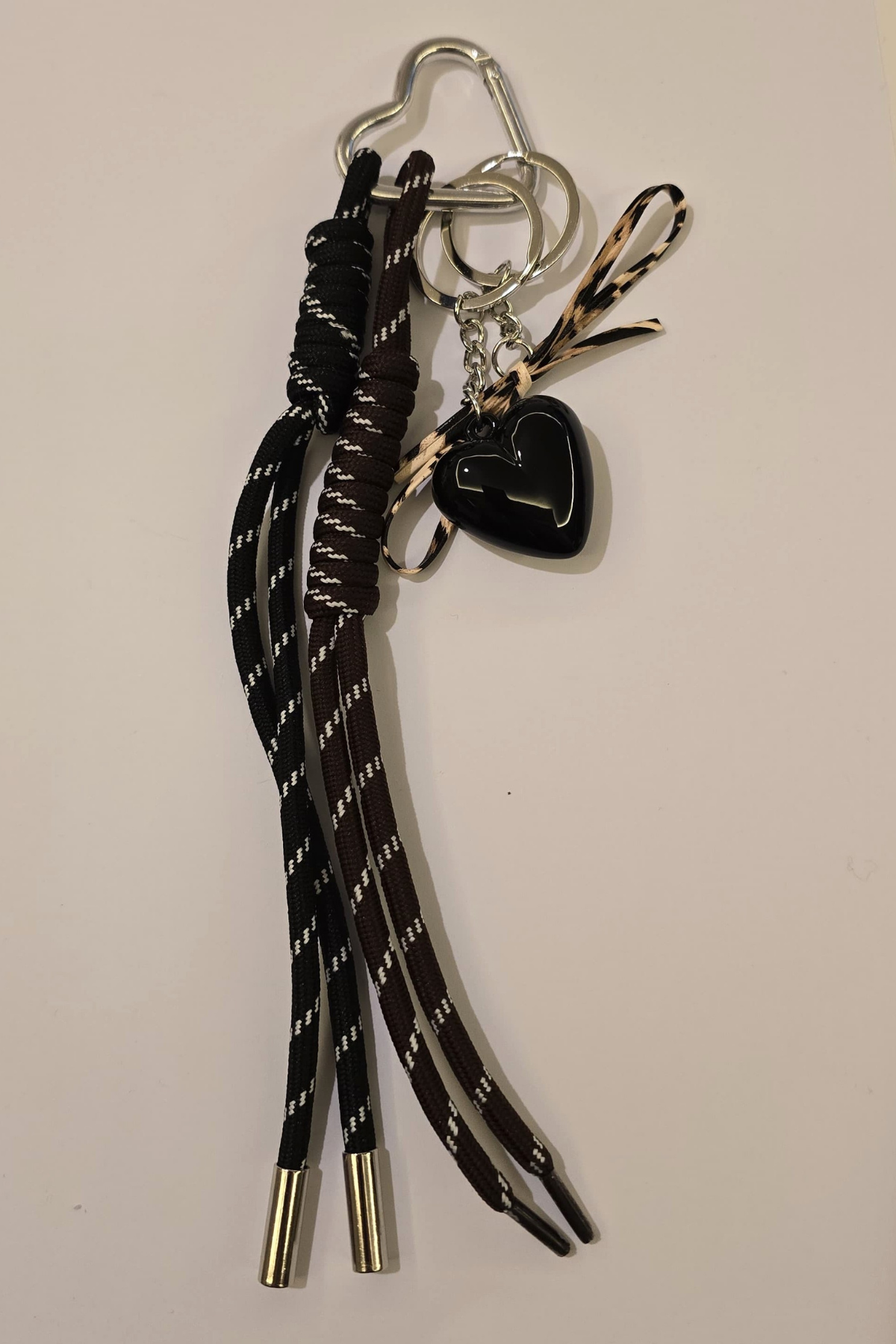 Seen By Seda Siyah Kalp Anahtarlık / Charm GV-2018