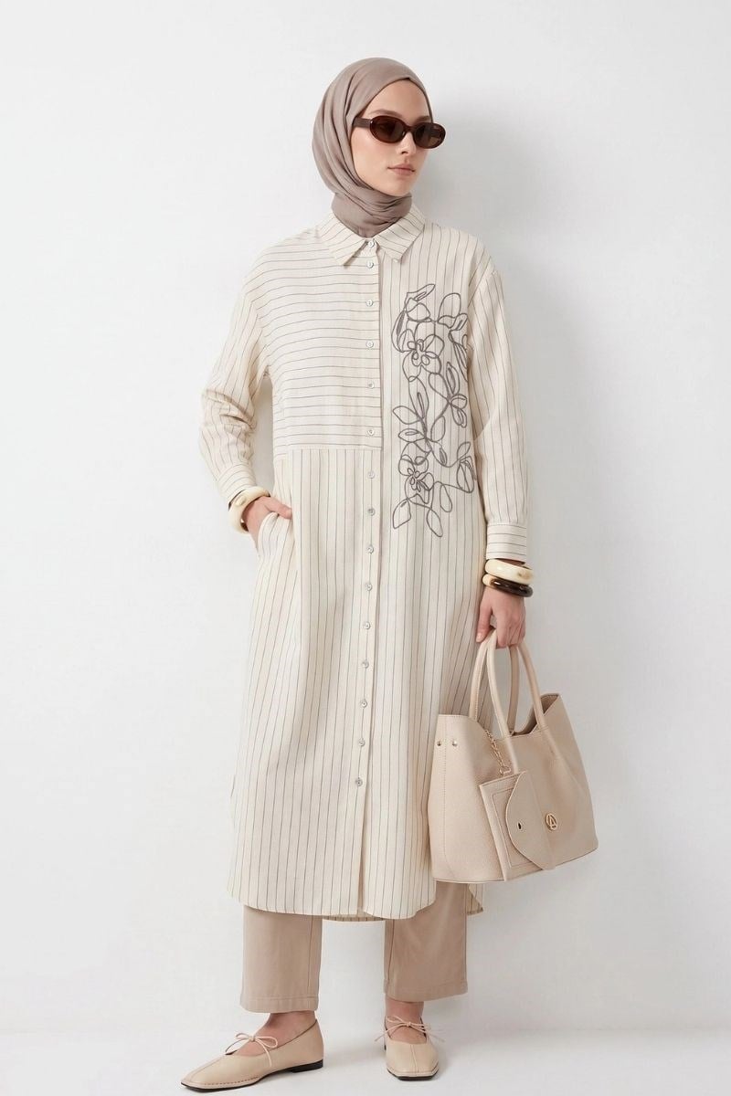 Armine Trend Düğmeli Nakışlı Cepli Tunik Ekru