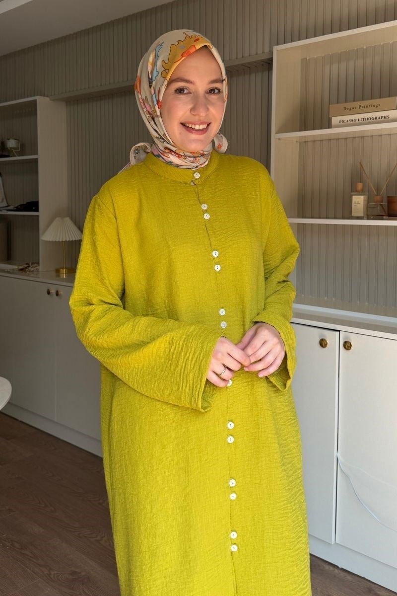 Önü Biritli Valentino Takım Olive