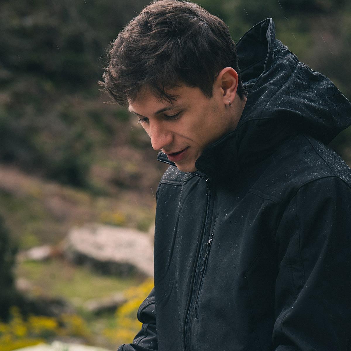 North Mountain Race Taktik Softshell Mont Kapüşonlu Siyah