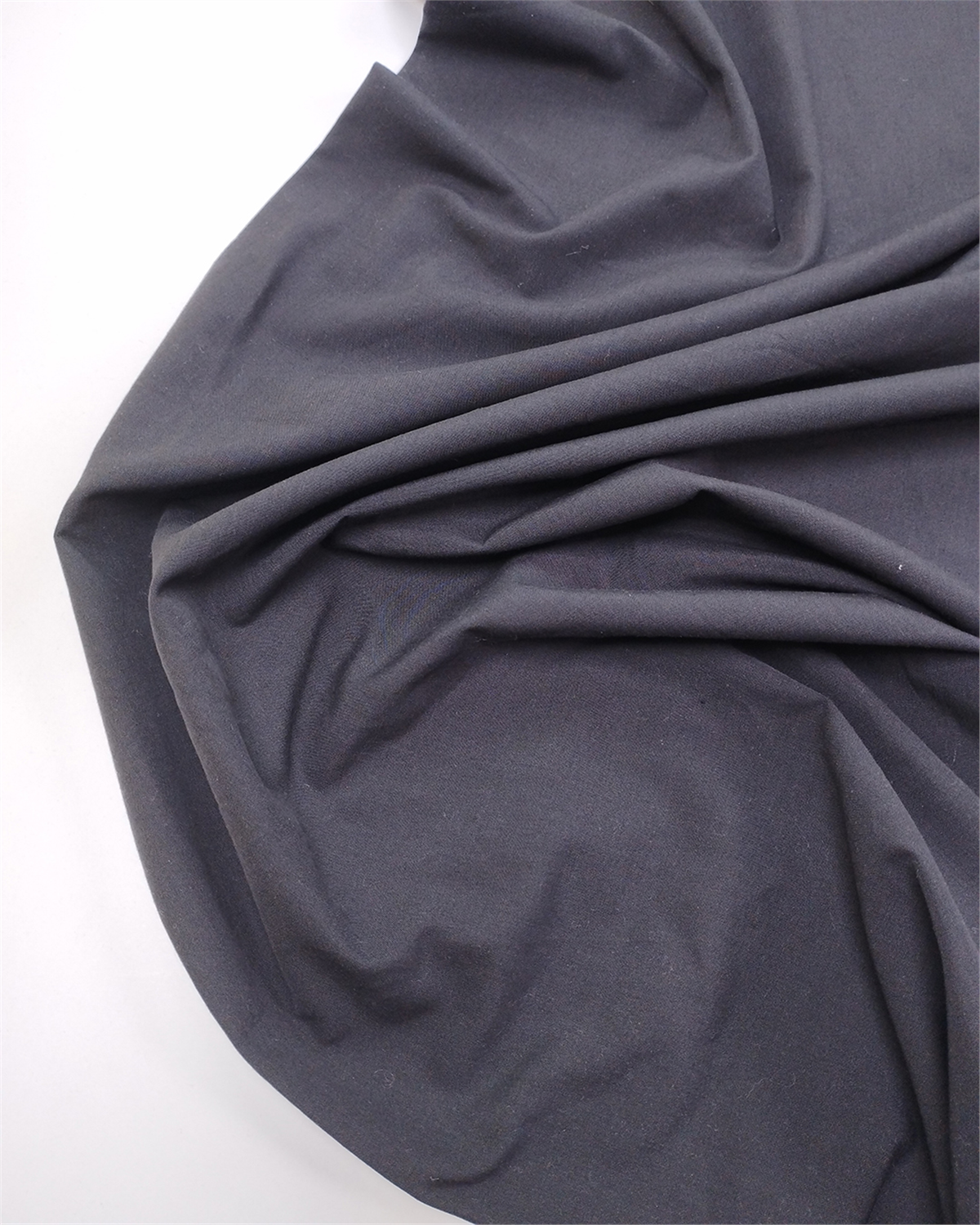 Siyah Renkte Poplin Benzeri Pamuk Sentetik Karışık Dokuma Kumaş Gömleklik & Elbiselik 150x260cm