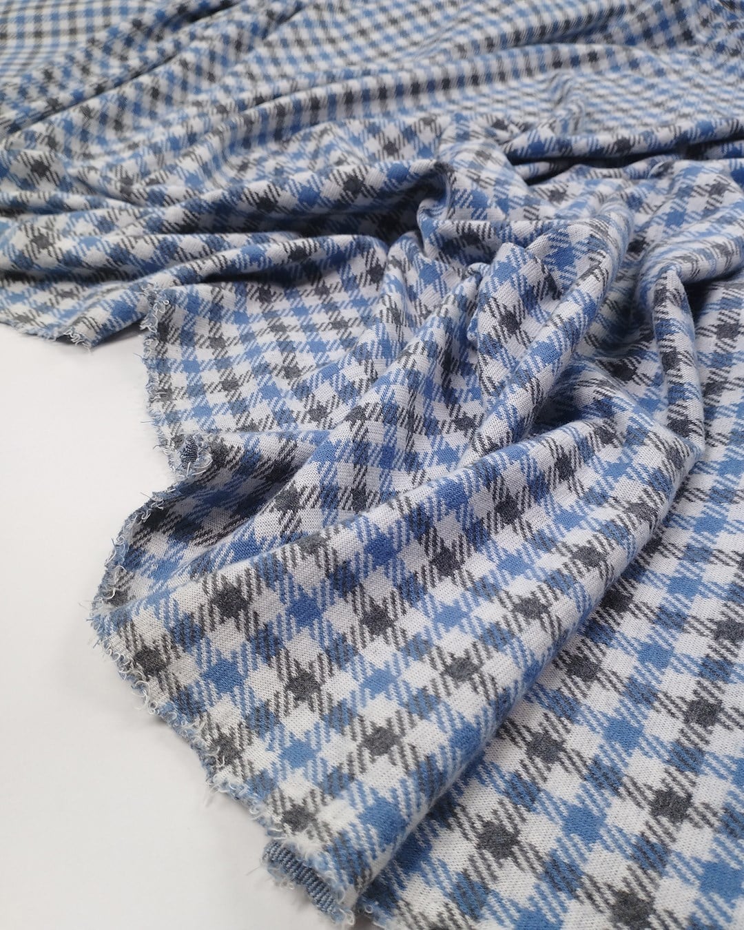 Kemik Gri Mavi Kareli Jakarlı İnterlok Kumaş Esnek Yumuşacık Hırkalık & Kazaklık 140x250cm