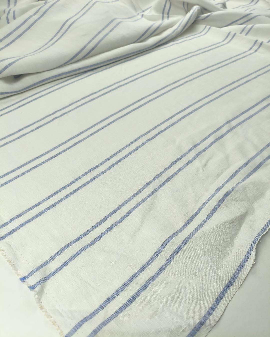 Beyaz Mavi Renklerde Keten (En  150 cm x Boy  290 cm)