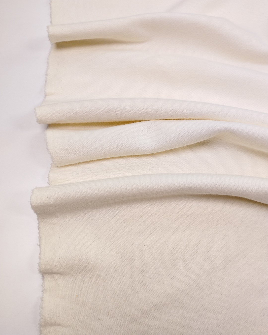 Krem 2 İplik Penye Kumaş Hafif Şardonlu Yumuşacık Sweatlik & Eşofmanlık En: 180cm