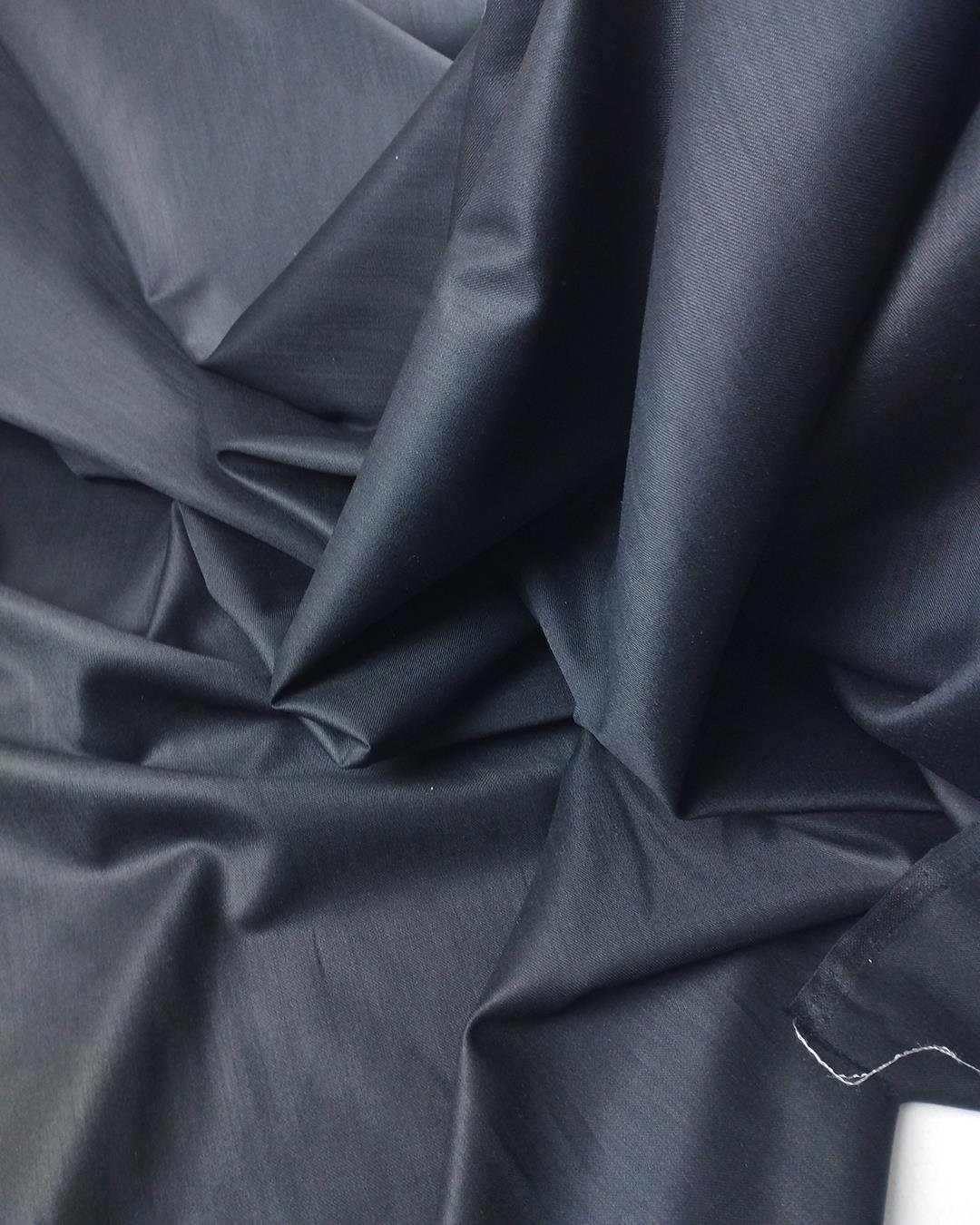 Gabardin Siyaha Dönük Antrasit RenkteEn: 150 cm