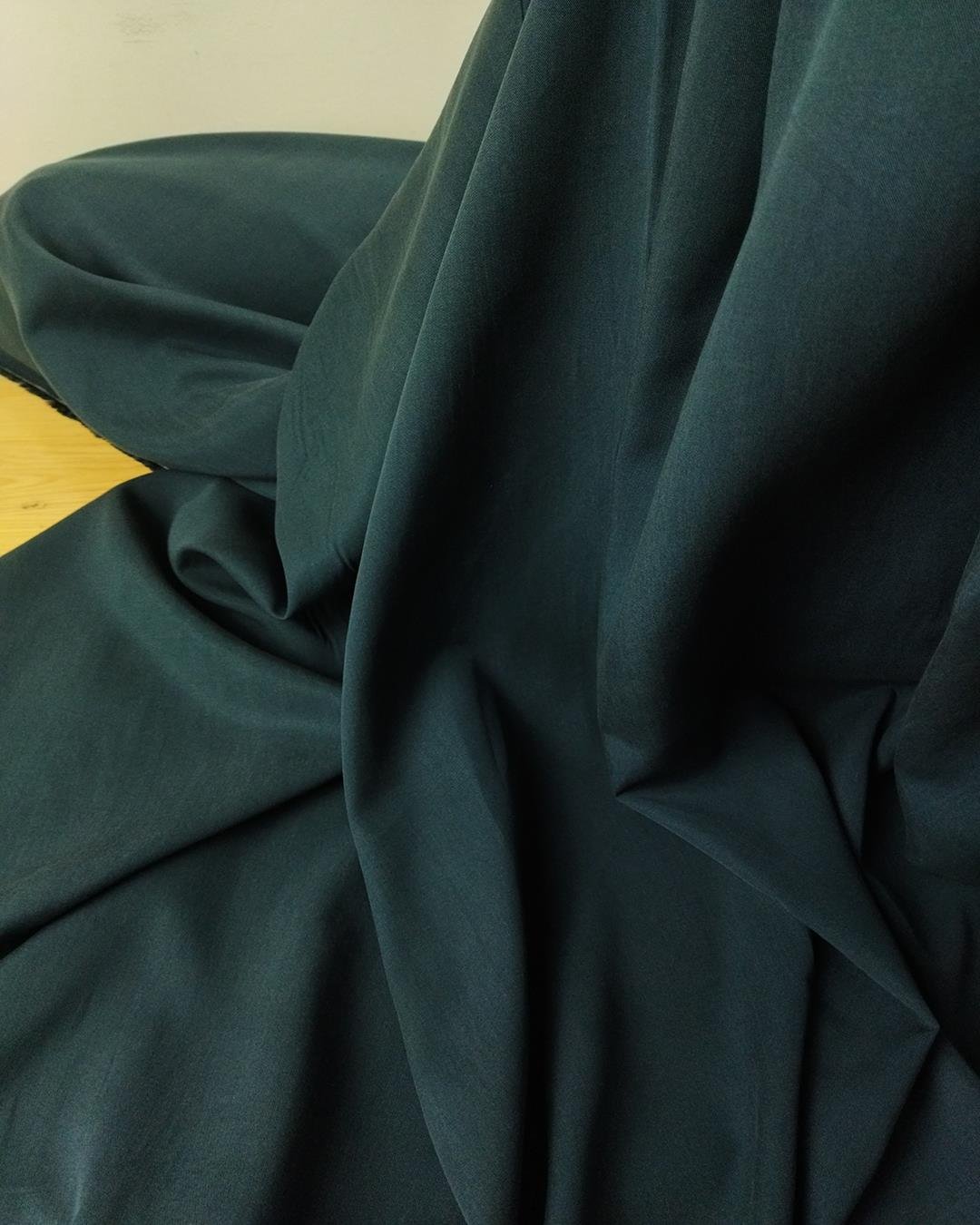 İnce Gabardin Taşlanmış Lacivert RenkteEn: 150 cm