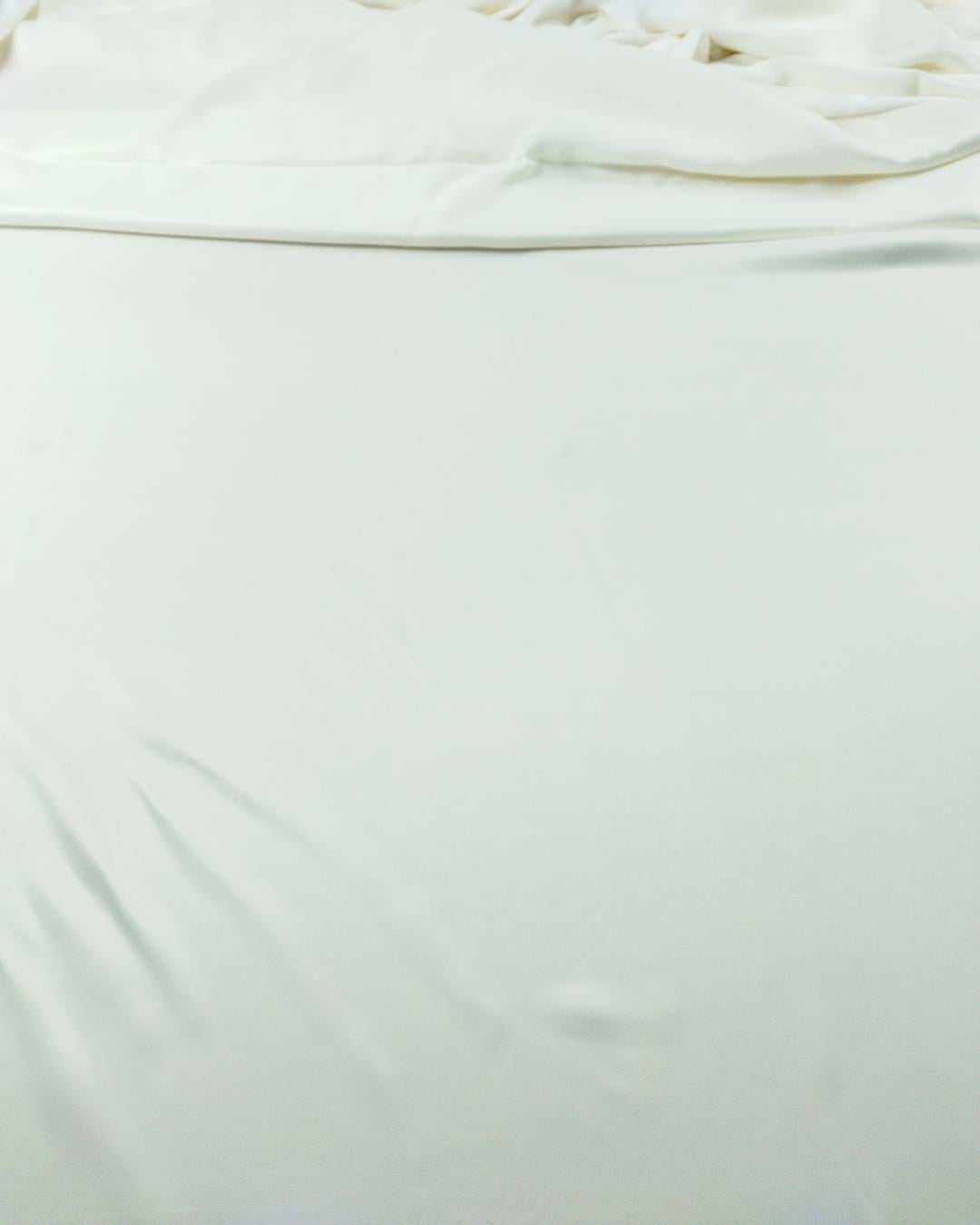 Saten Dökümlü  Beyaz Renk (En 150 cm x Boy 280 cm)