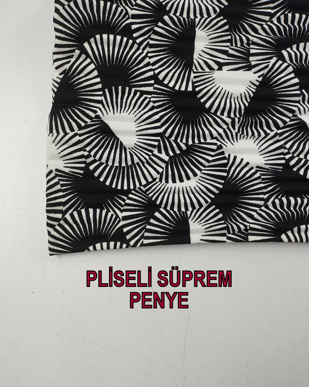 Siyah Beyaz Renkte Pliseli Jarse (En  150 cm x Boy  90 cm)