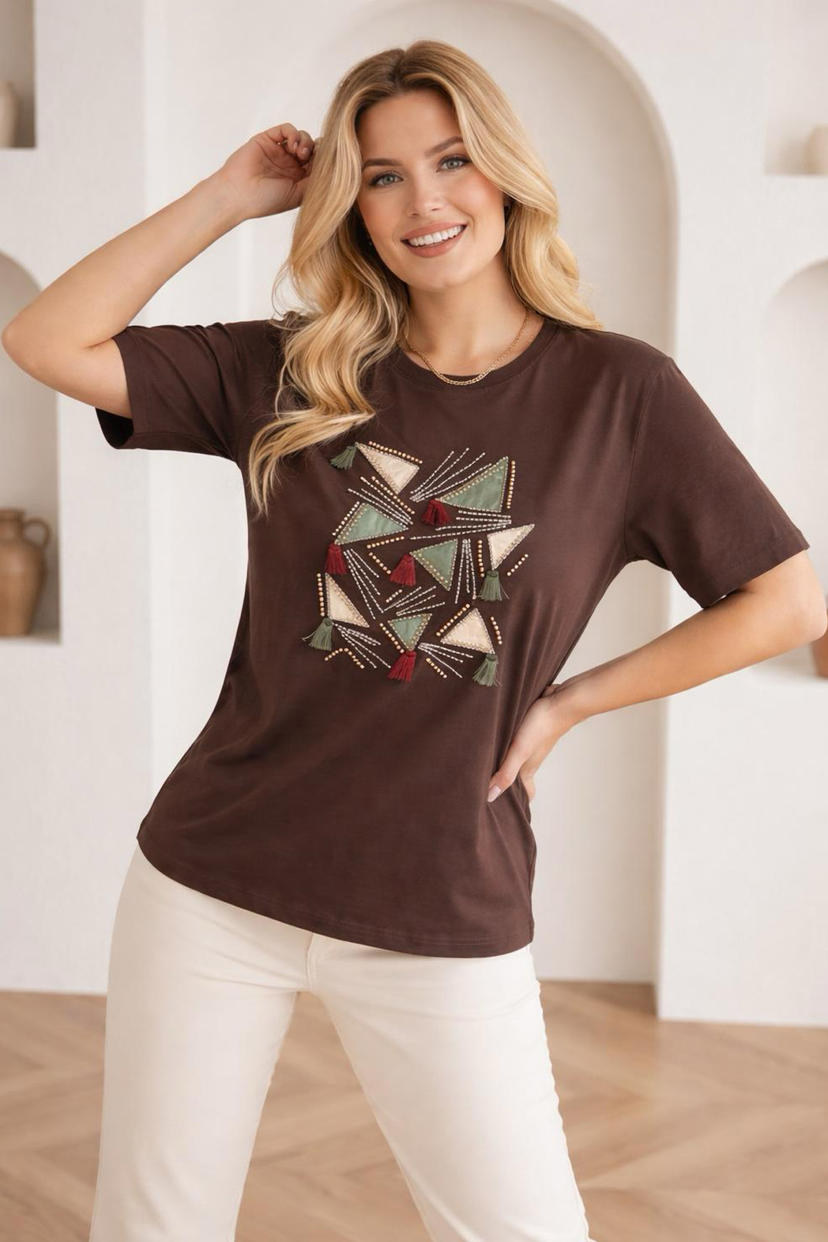 Bisiklet Yaka Boho Luxe Taşlı Püsküllü Pamuklu Büyük Beden TişörtBisiklet Yaka Boho Luxe Taşlı Püsküllü Pamuklu Büyük Beden Tişört – Büyük Beden Kadın Üst | İstangül ButikBÜYÜK BEDEN TİŞÖRTİSTANGÜL BUTİK