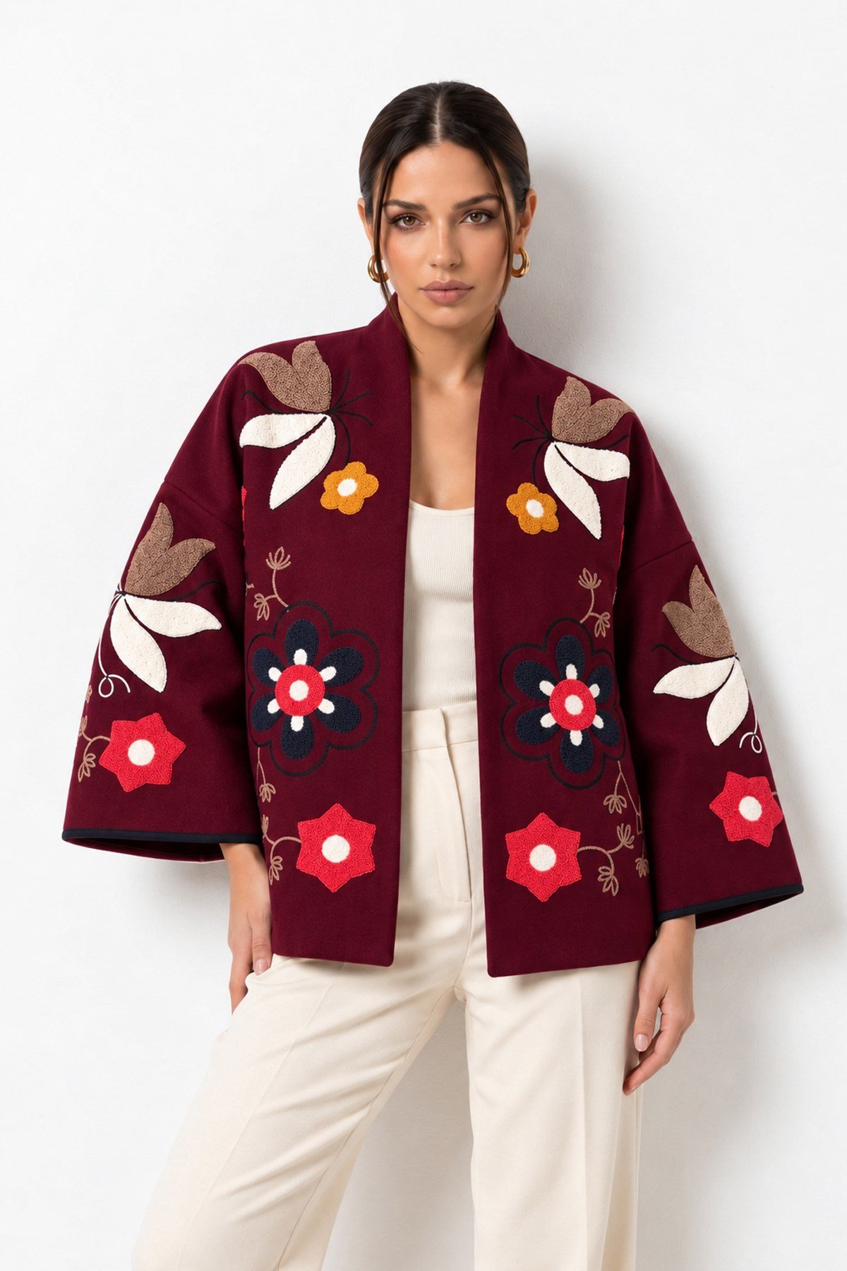 Bohem Çiçek Nakışlı Şal Yaka Önü Açık Oversize Tasarım Ceket - BordoBohem Çiçek Nakışlı Oversize Kaşe Ceket | İstangül ButikCeketİSTANGÜL BUTİK