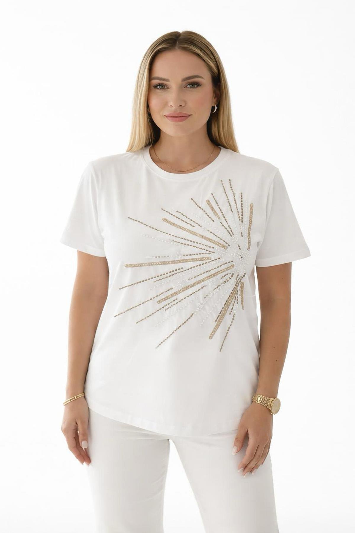 Bisiklet Yaka Işık Karnavalı Büyük Beden TişörtBÜYÜK BEDEN TİŞÖRTİSTANGÜL BUTİK
