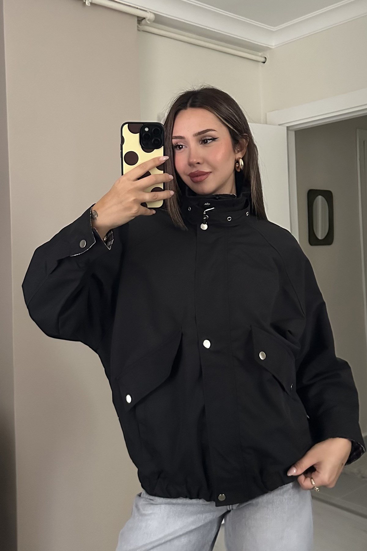 Kadın Ekose Detaylı Tokalı Dik Yaka Fermuarlı Oversize Parka Ceket - SiyahCeketİSTANGÜL BUTİK