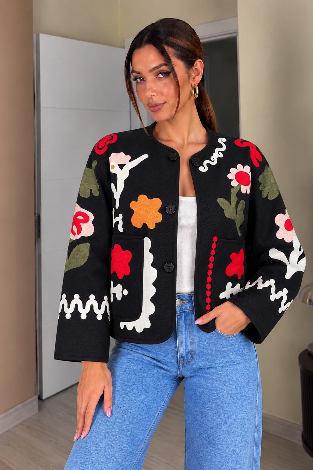 Kadın Floral Motif İşlemeli Bisiklet Yaka Cepli Tasarım Ceket - SiyahCeketİSTANGÜL BUTİK