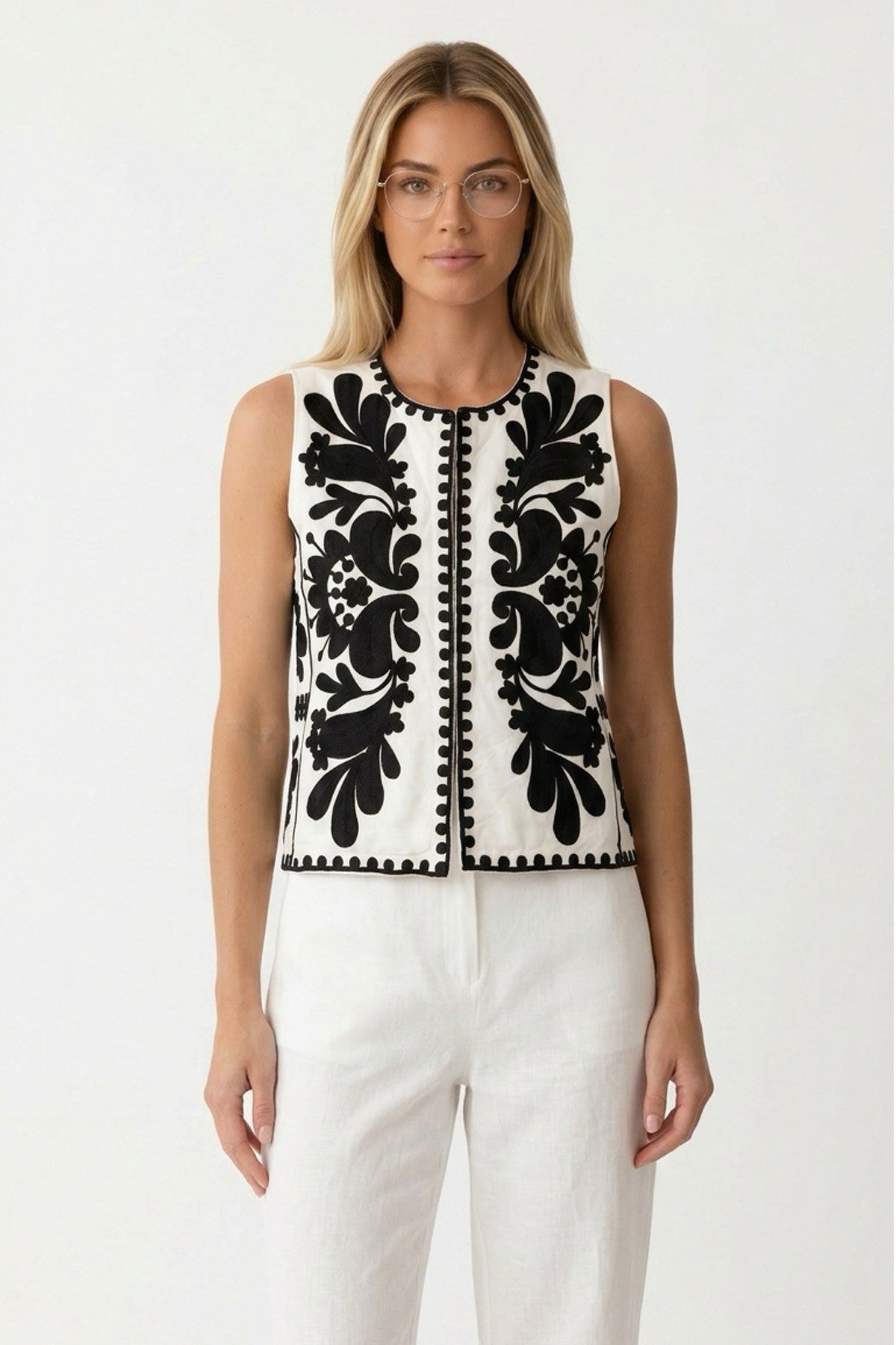 Boho Chic Siyah Nakışlı YelekCeketİSTANGÜL BUTİK