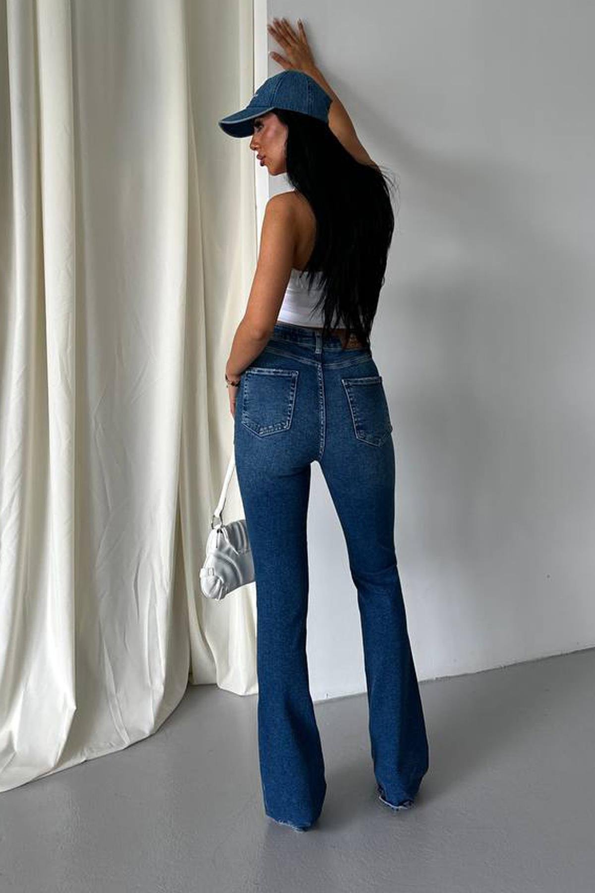 Daily Flare Confort Likra JeanDaily FlareJean | Yüksek Bel Hafif İspanyol Paça Jean Pantolon | İstangül ButikPantolonİSTANGÜL BUTİK
