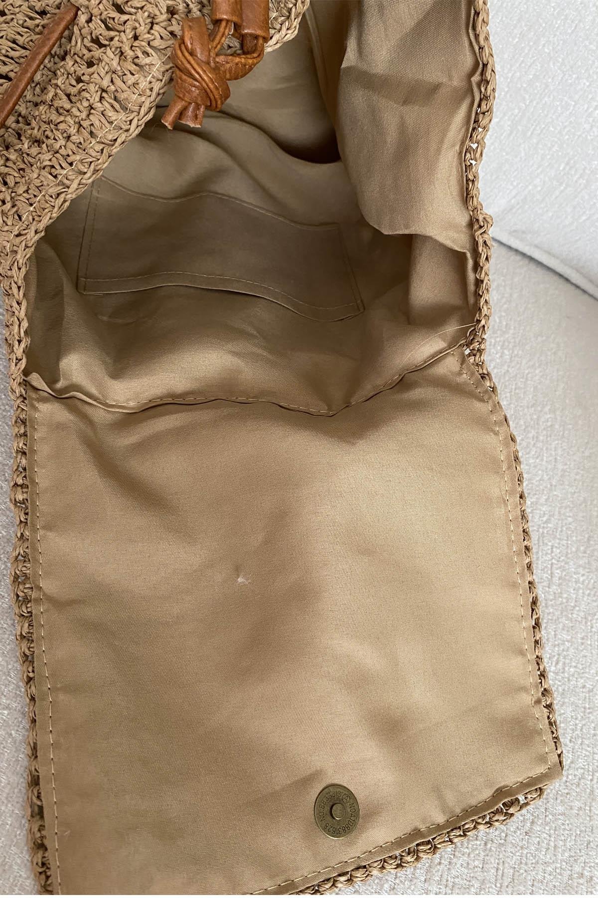Bohemian Chic Tote Hasır Sırt Çantasıİstangulbutik.com'da en şık Bohem tarzı hasır sırt çantalarını keşfedin! Modanın trendi olan Bohemian Chic Tote Hasır Sırt Çantaları ile tarzınızı tamamlayın.ÇantaİSTANGÜL BUTİK