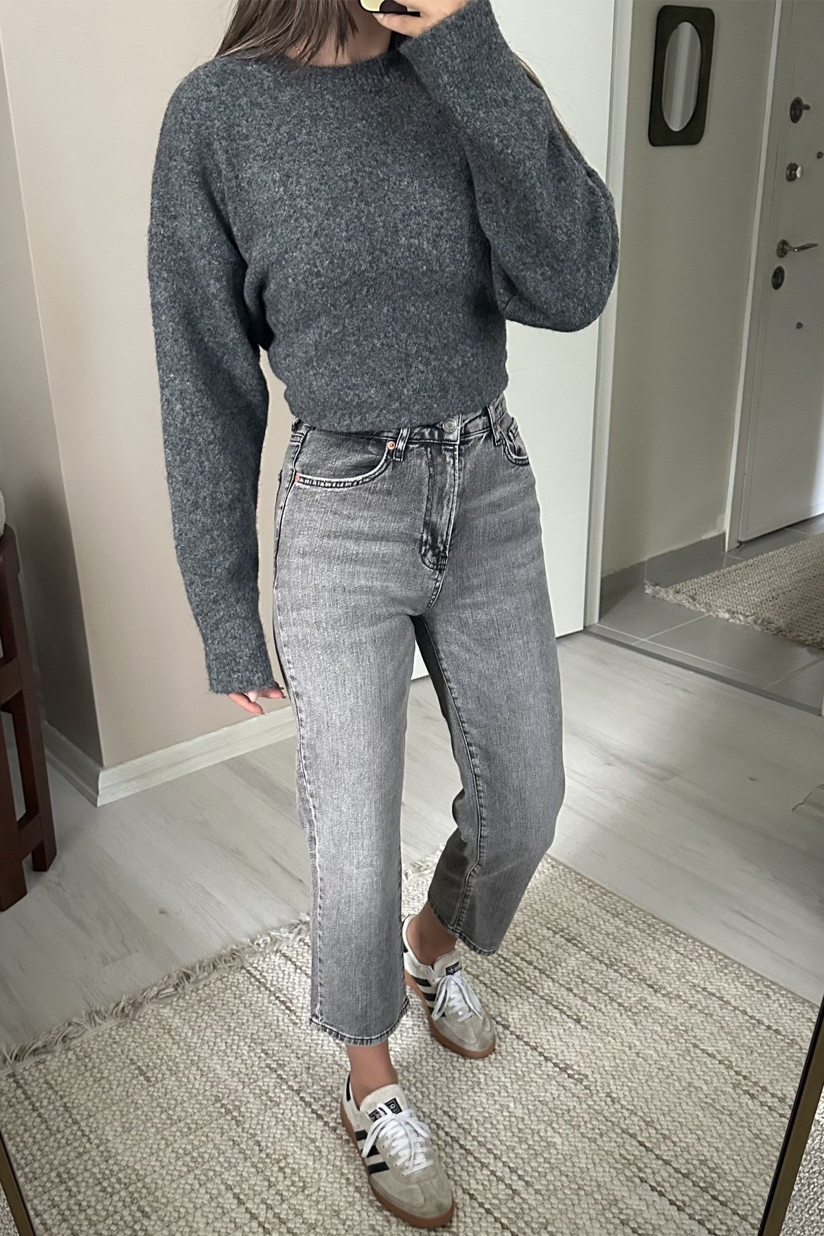 Kadın Yüksek Bel Vintage Yıkamalı Straight Gri Jean PantolonJeanİSTANGÜL BUTİK