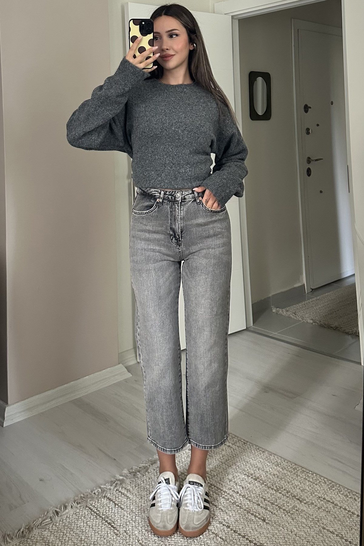 Kadın Yüksek Bel Vintage Yıkamalı Straight Gri Jean PantolonJeanİSTANGÜL BUTİK