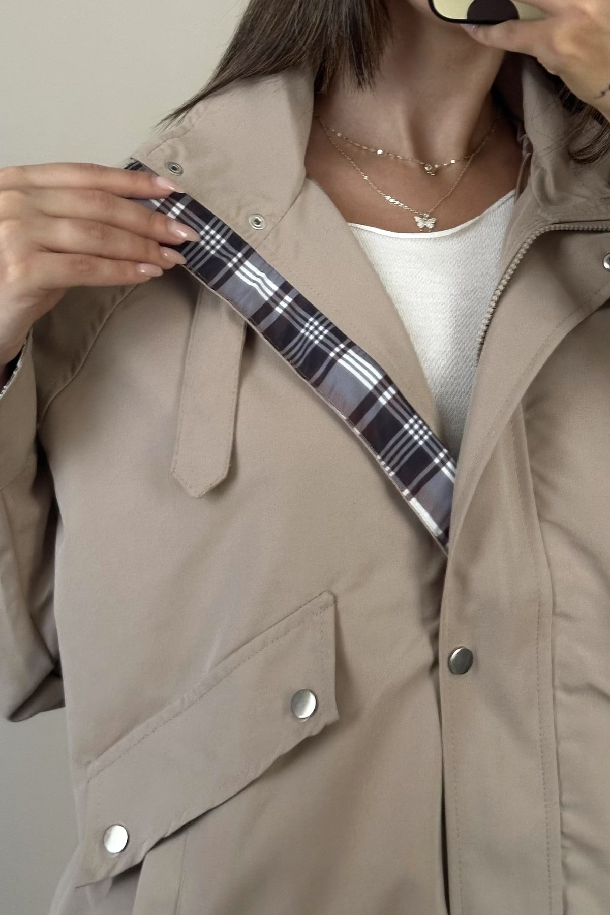 Kadın Ekose Detaylı Tokalı Dik Yaka Fermuarlı Oversize Parka Ceket - BejKadın Ekose Detaylı Tokalı Dik Yaka Oversize Parka CeketCeketİSTANGÜL BUTİK