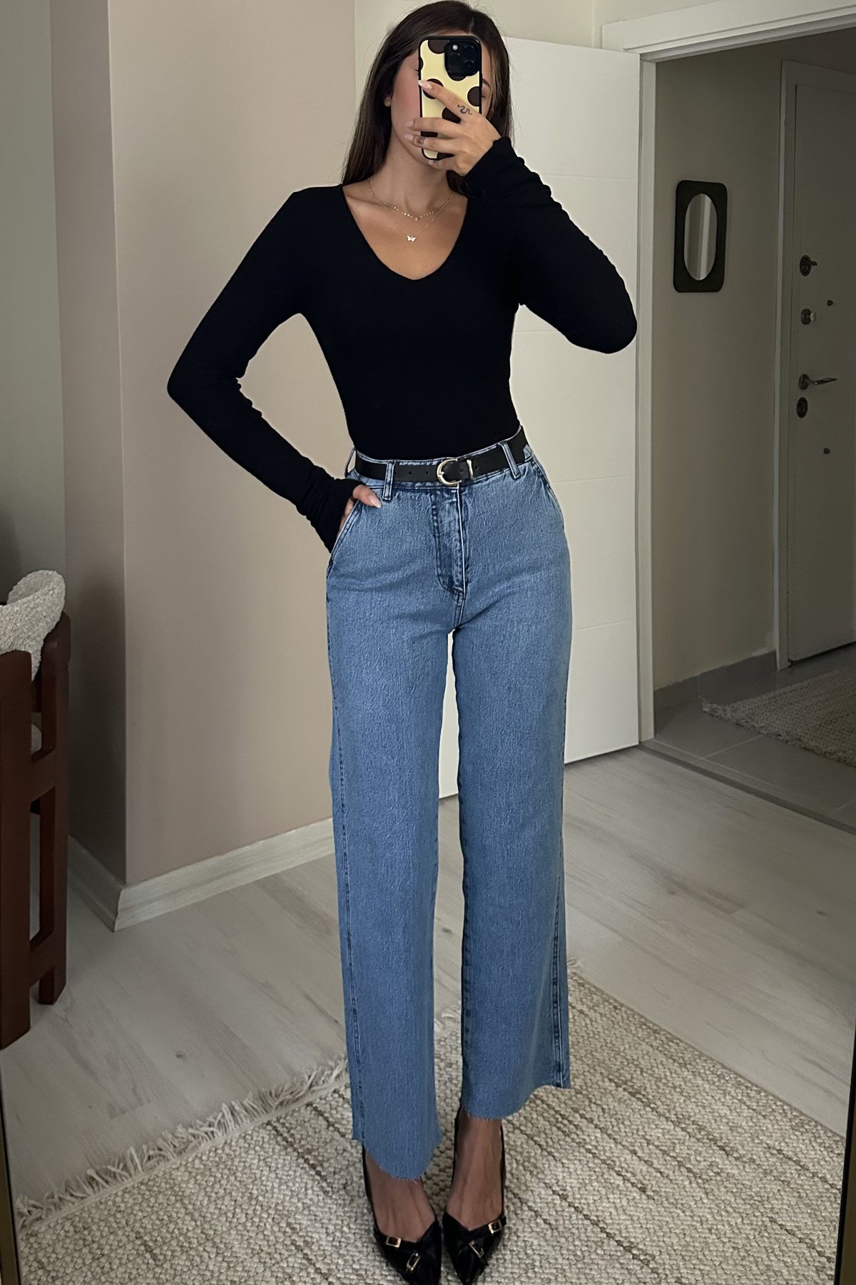 Kadın Kemer Dahil Yüksek Bel Straight Leg Jean Pantolon - Açık MaviKadın Kemer Dahil Yüksek Bel Straight Leg Jean PantolonJeanİSTANGÜL BUTİK