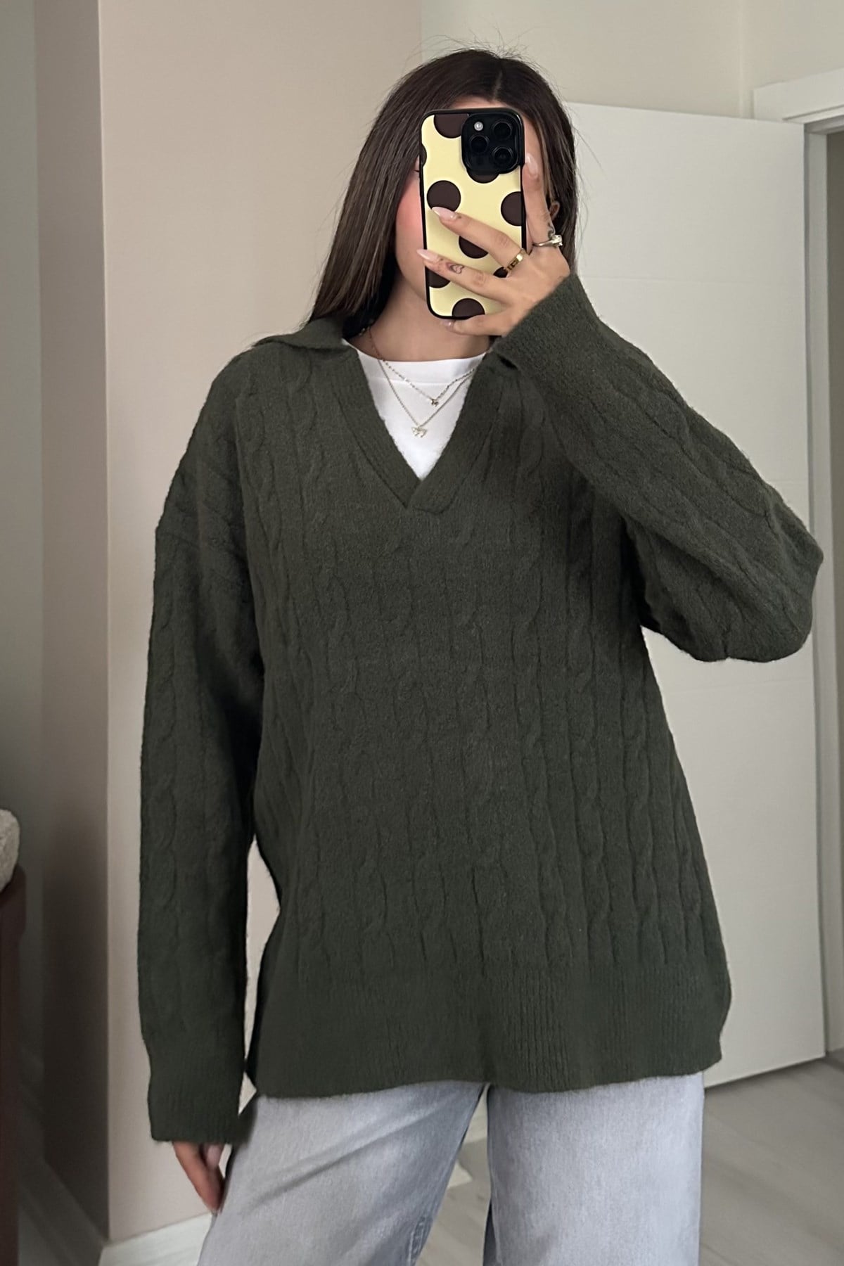 Kadın Polo Yaka Saç Örgü Desenli Oversize Yumoş Triko Kazak - HakiKadın Polo Yaka Saç Örgü Desenli Oversize Yumoş Triko KazakTriko&KazakİSTANGÜL BUTİK