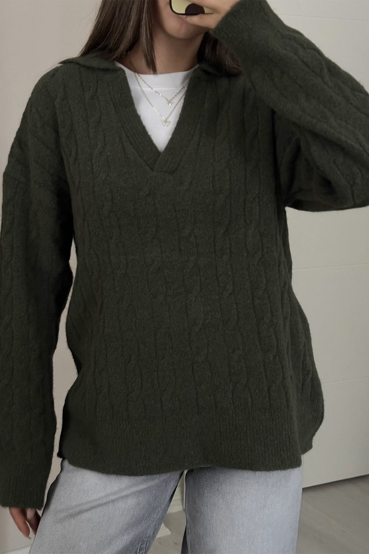 Kadın Polo Yaka Saç Örgü Desenli Oversize Yumoş Triko Kazak - HakiKadın Polo Yaka Saç Örgü Desenli Oversize Yumoş Triko KazakTriko&KazakİSTANGÜL BUTİK