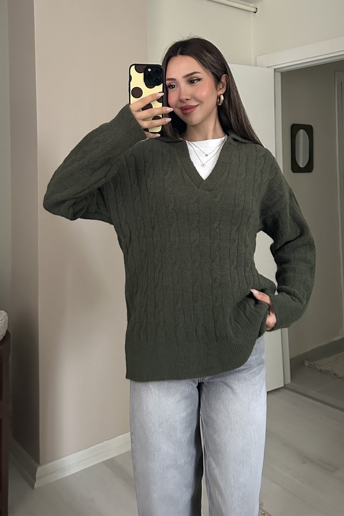 Kadın Polo Yaka Saç Örgü Desenli Oversize Yumoş Triko Kazak - HakiKadın Polo Yaka Saç Örgü Desenli Oversize Yumoş Triko KazakTriko&KazakİSTANGÜL BUTİK