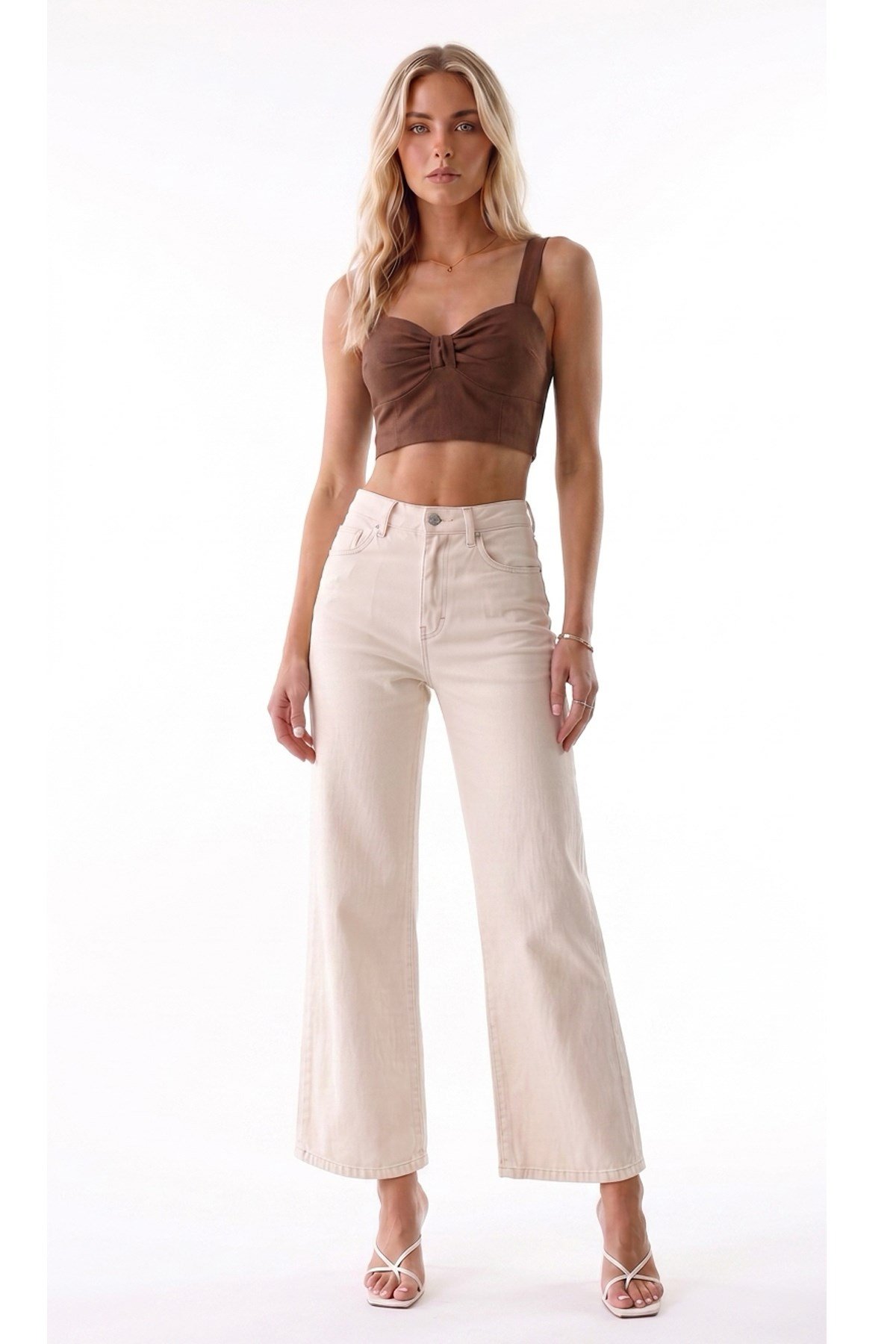Kadın Yüksek Bel Likralı Wide Leg Cropped JeanKadın Yüksek Bel Full Likralı Wide Leg Cropped Jean | Premium DenimJeanİSTANGÜL BUTİK