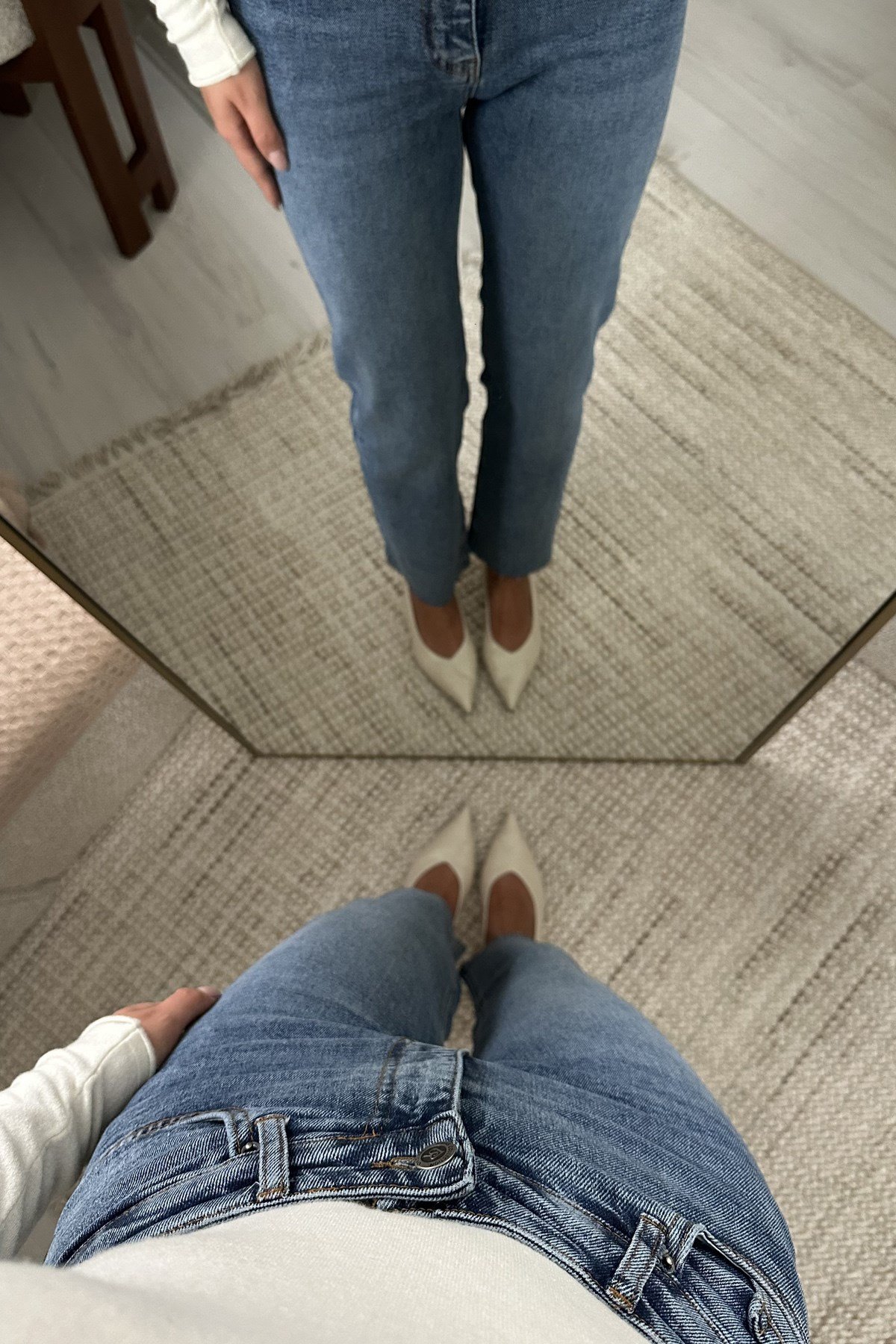 Kadın Yüksek Bel Likralı Push Up Straight Jean Pantolon - Orta Mavi Kadın Yüksek Bel Likralı Push Up Straight Jean Pantolon MaviJeanİSTANGÜL BUTİK