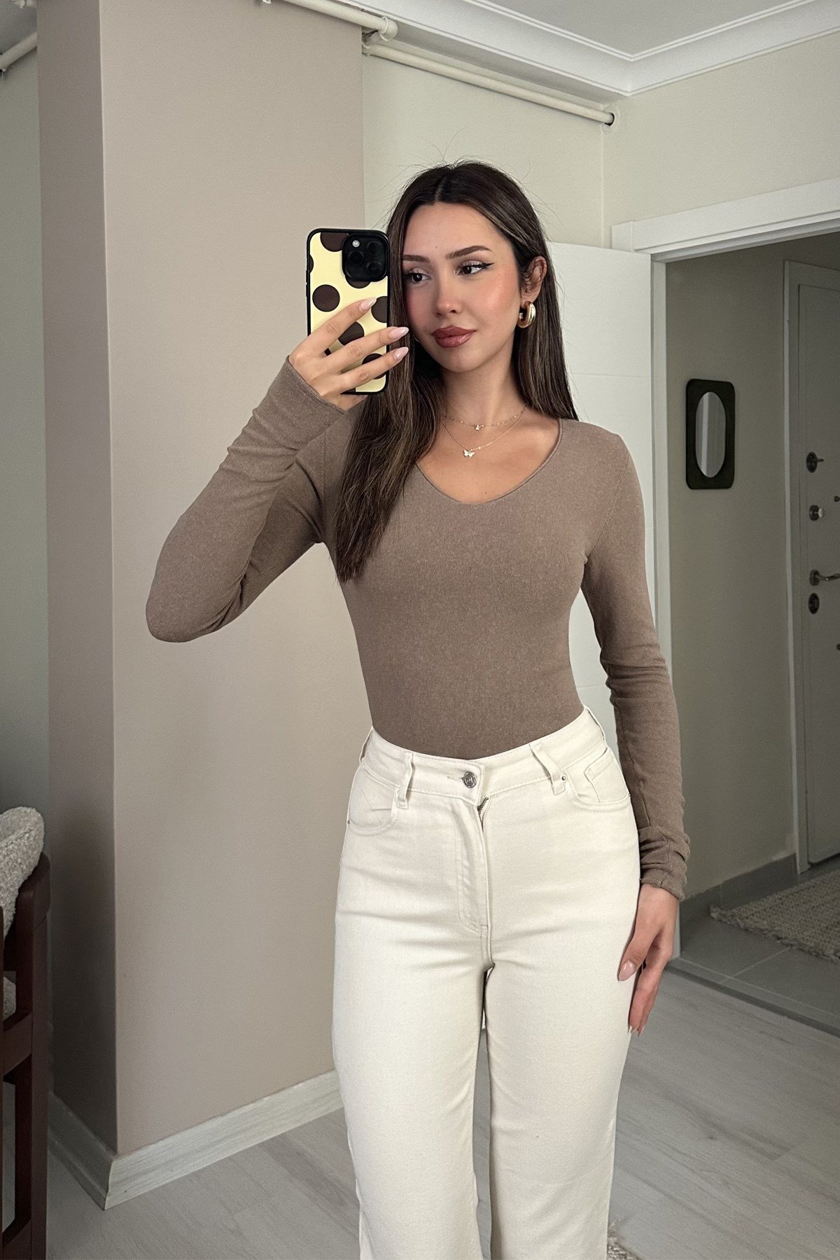 Kadın Yüksek Bel Likralı Push Up Straight Jean Pantolon - Bej Kadın Yüksek Bel Likralı Push Up Straight Jean Pantolon MaviJeanİSTANGÜL BUTİK