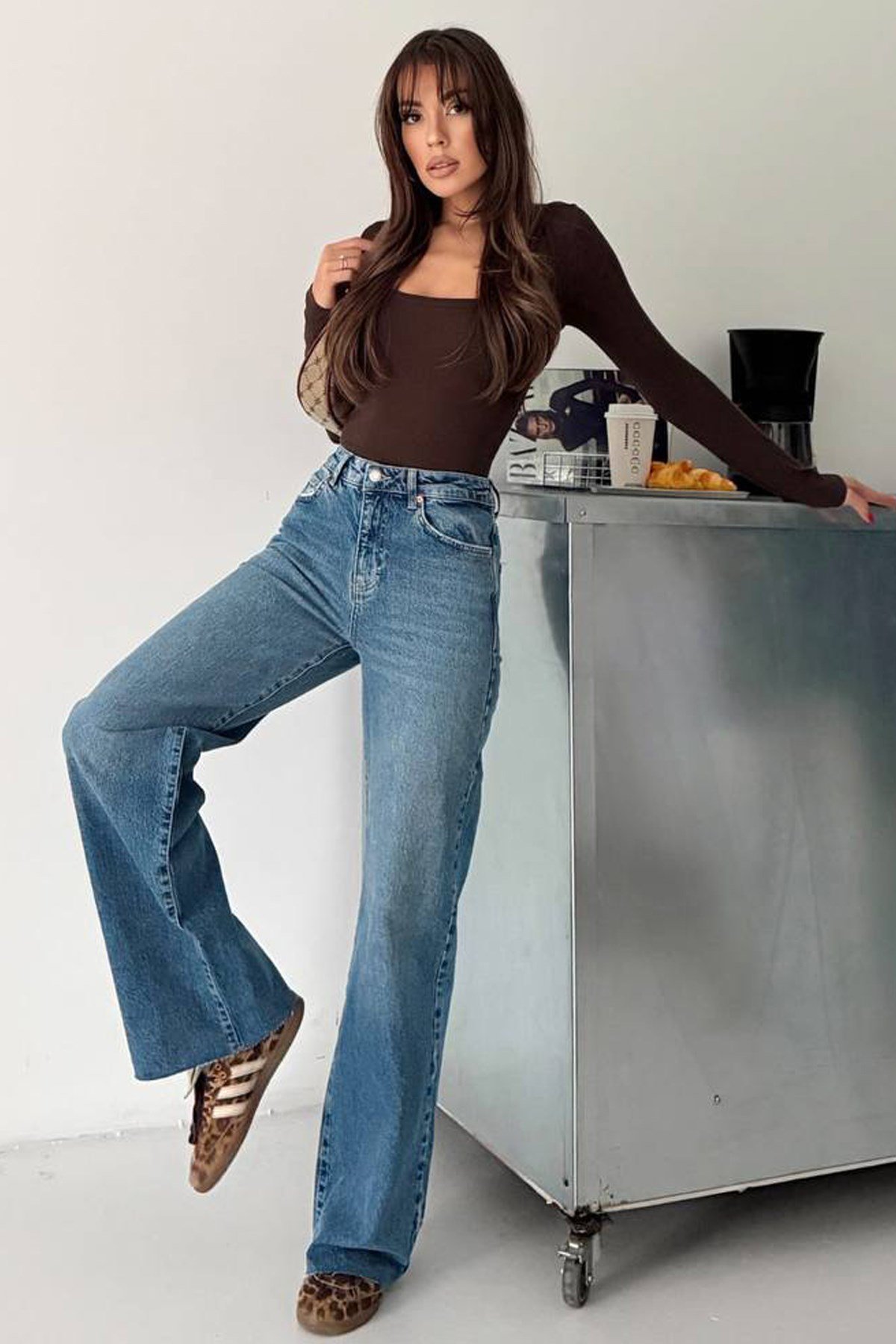 Kadın Yüksek Bel Likralı Wide Leg JeanKadın Yüksek Bel Likralı Wide Leg Jean | Esnek Denim PantolonJeanİSTANGÜL BUTİK