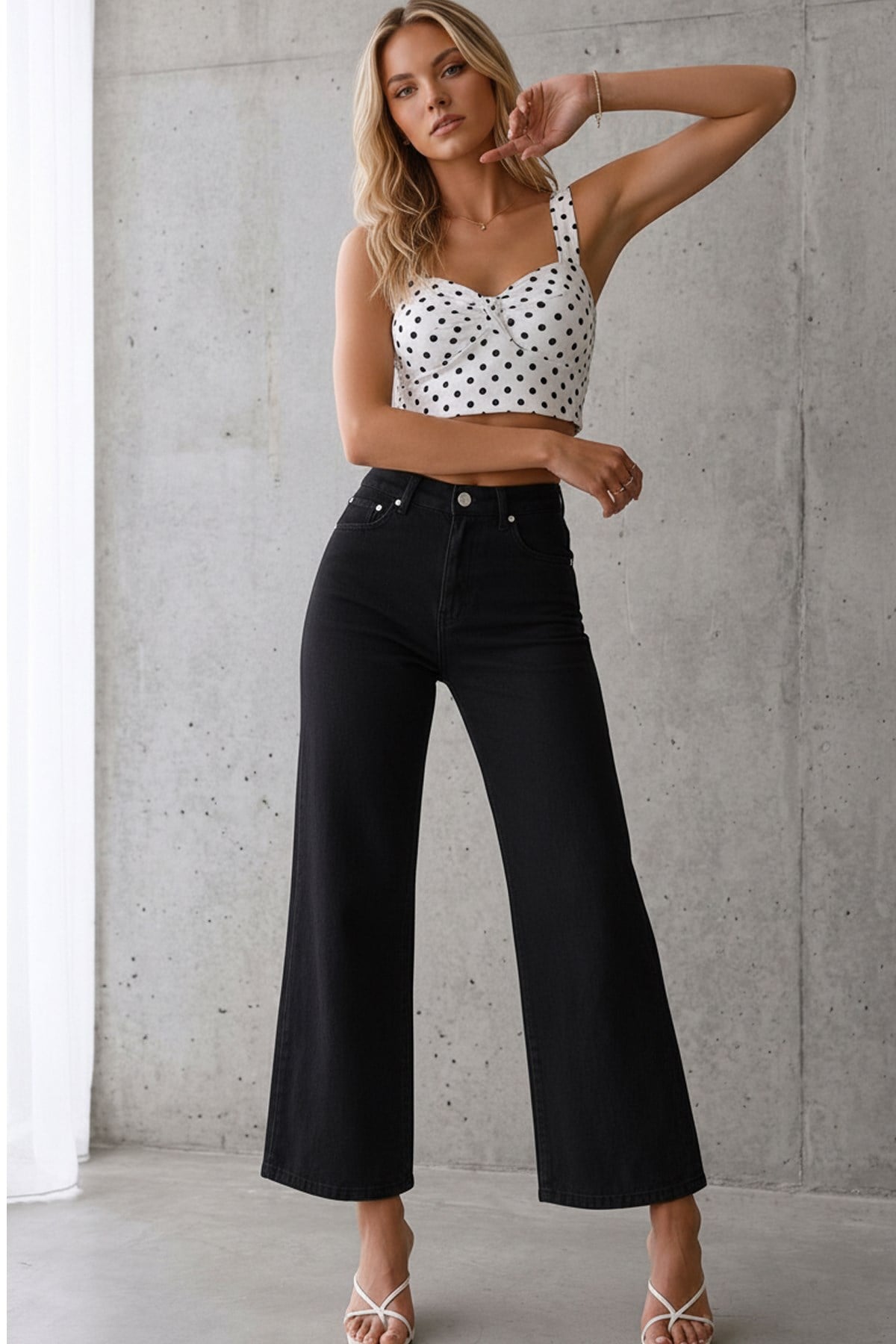 Kadın Yüksek Bel Likralı Wide Leg Cropped JeanKadın Yüksek Bel Wide Leg Cropped Jean | 4 Mevsim Denim PantolonJeanİSTANGÜL BUTİK