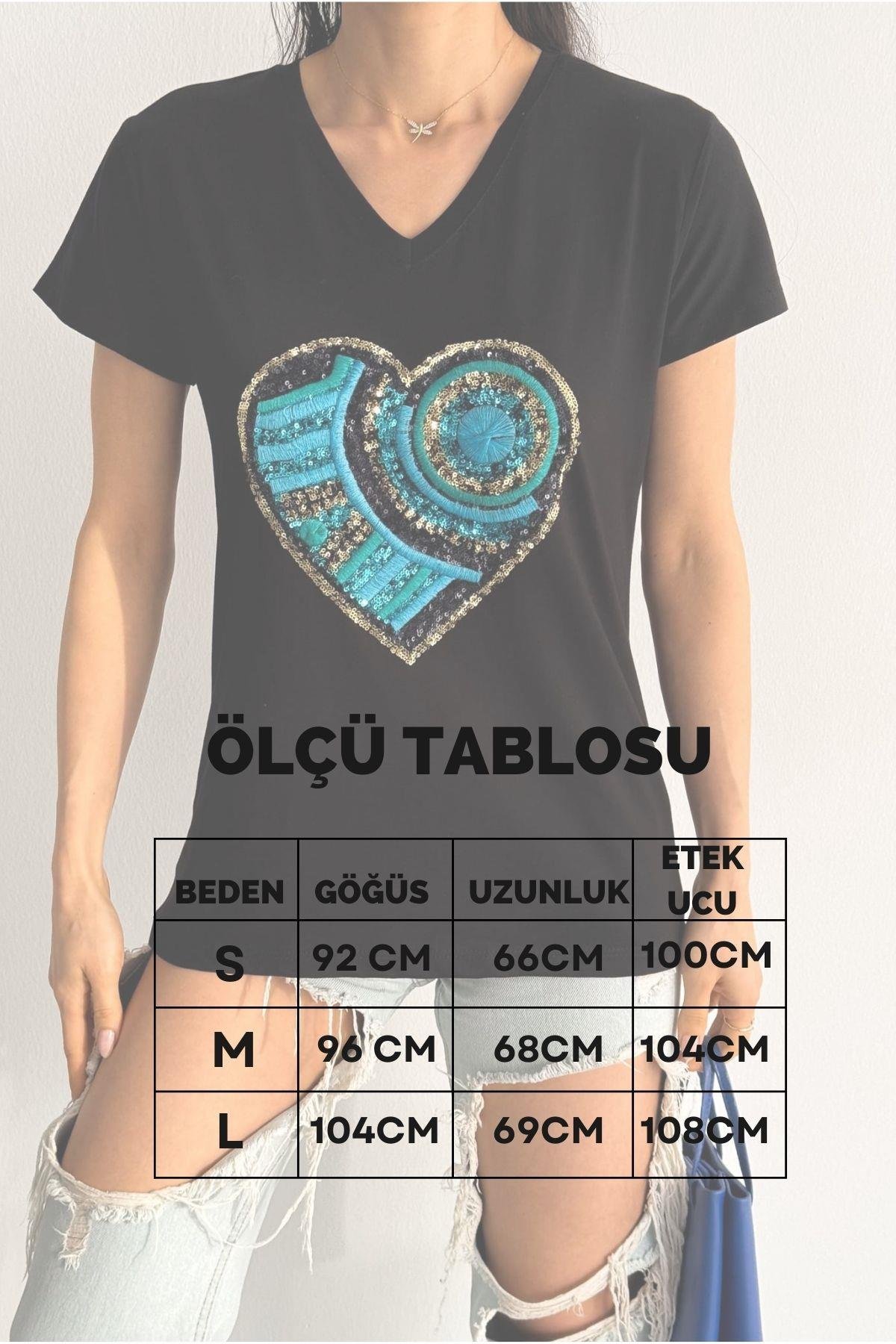 Renkli Rüyalar Kalp Detaylı Tasarım Tişört