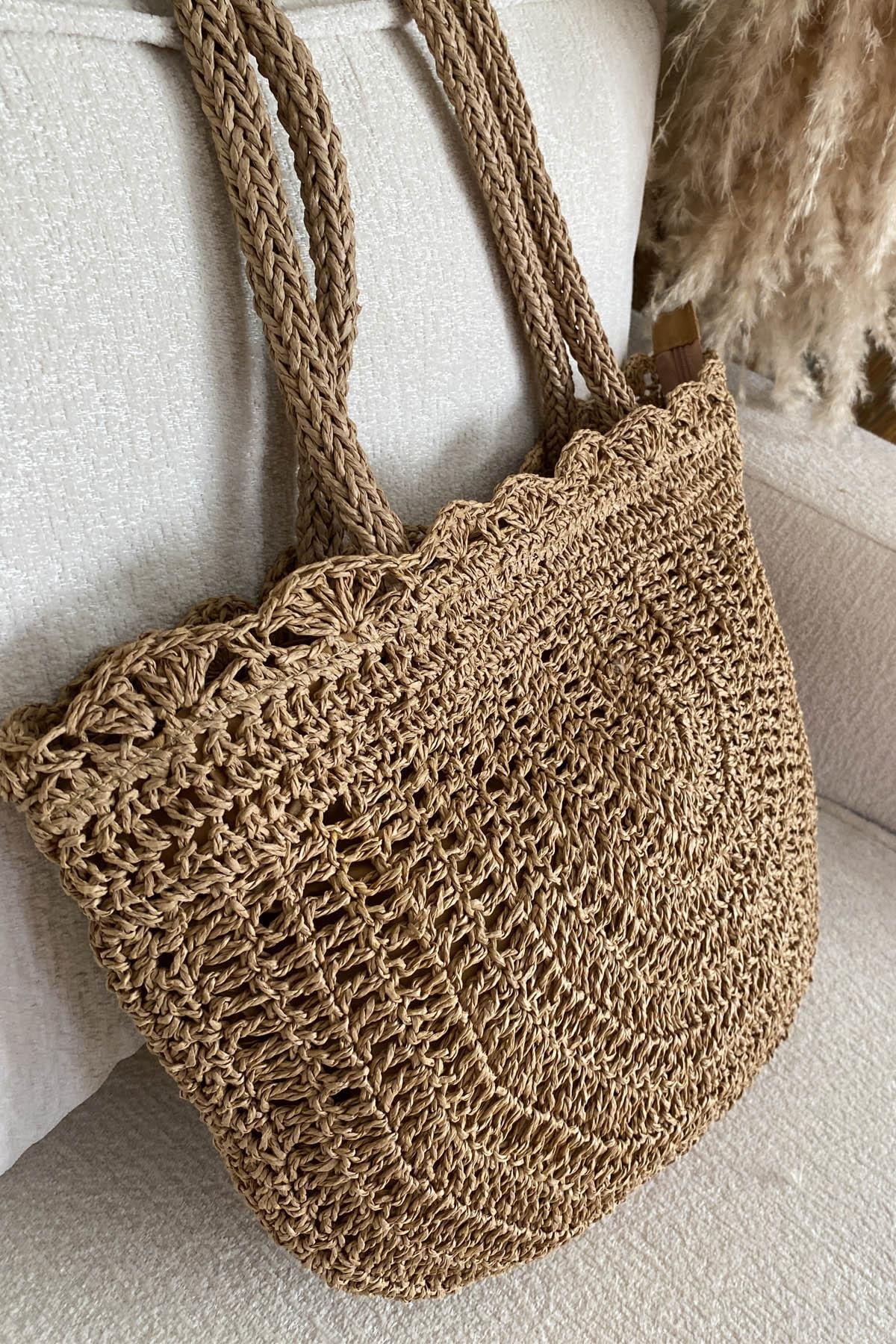 Rustic Elegance Hasır ÇantaRustic Elegance Hasır Çanta | Şık ve Doğal Yazlık Çanta ModeliÇantaİSTANGÜL BUTİK