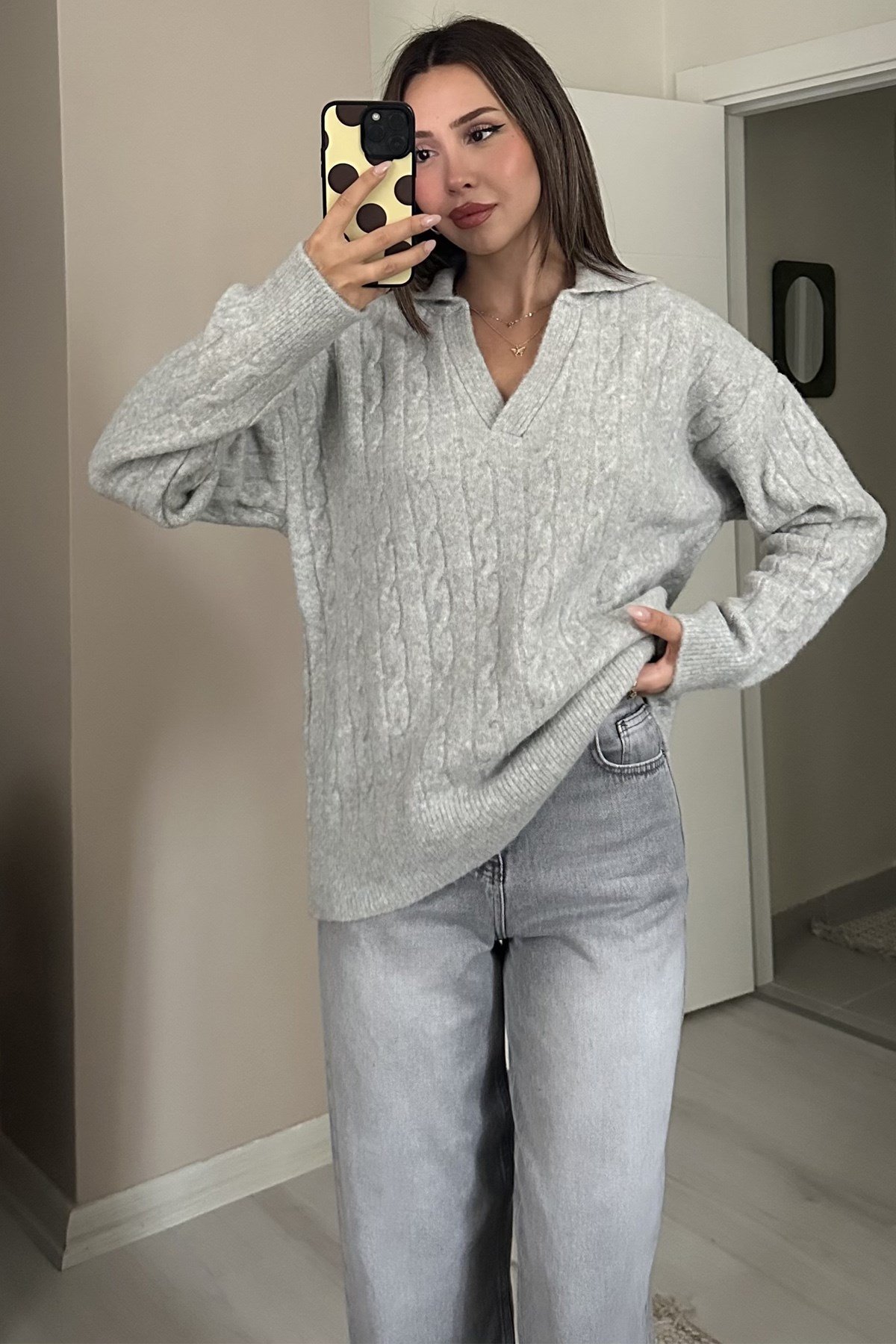 Kadın Polo Yaka Saç Örgü Desenli Oversize Yumoş Triko Kazak - GriTriko&KazakİSTANGÜL BUTİK