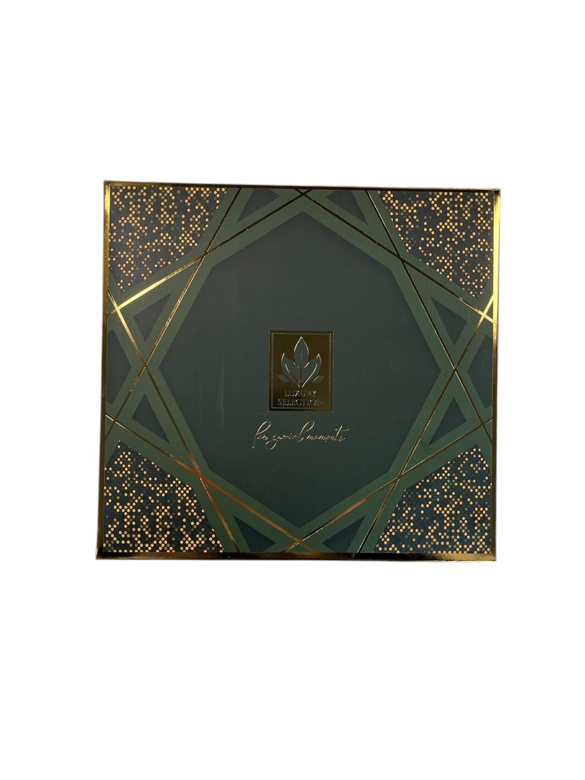 BER-2014 Çikolata Kutusu Special 500 gr  Arası Açık 16 Göz