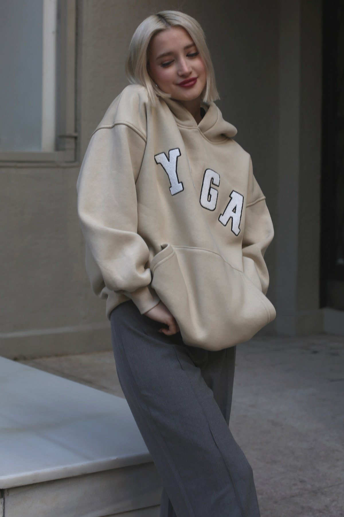Bej Nakışlı Kapüşonlu Sweatshirt MG1580