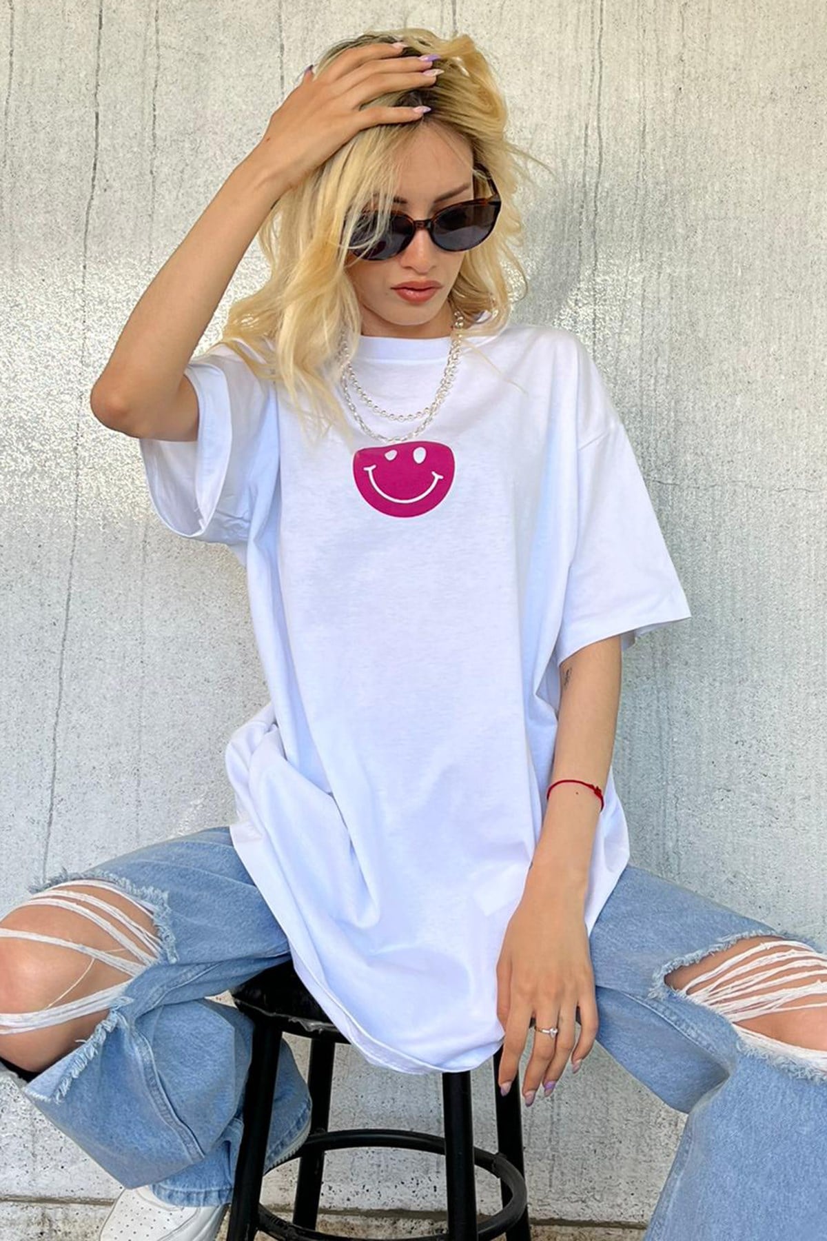 Beyaz Baskılı Oversize Bisiklet Yaka Kadın Tişört