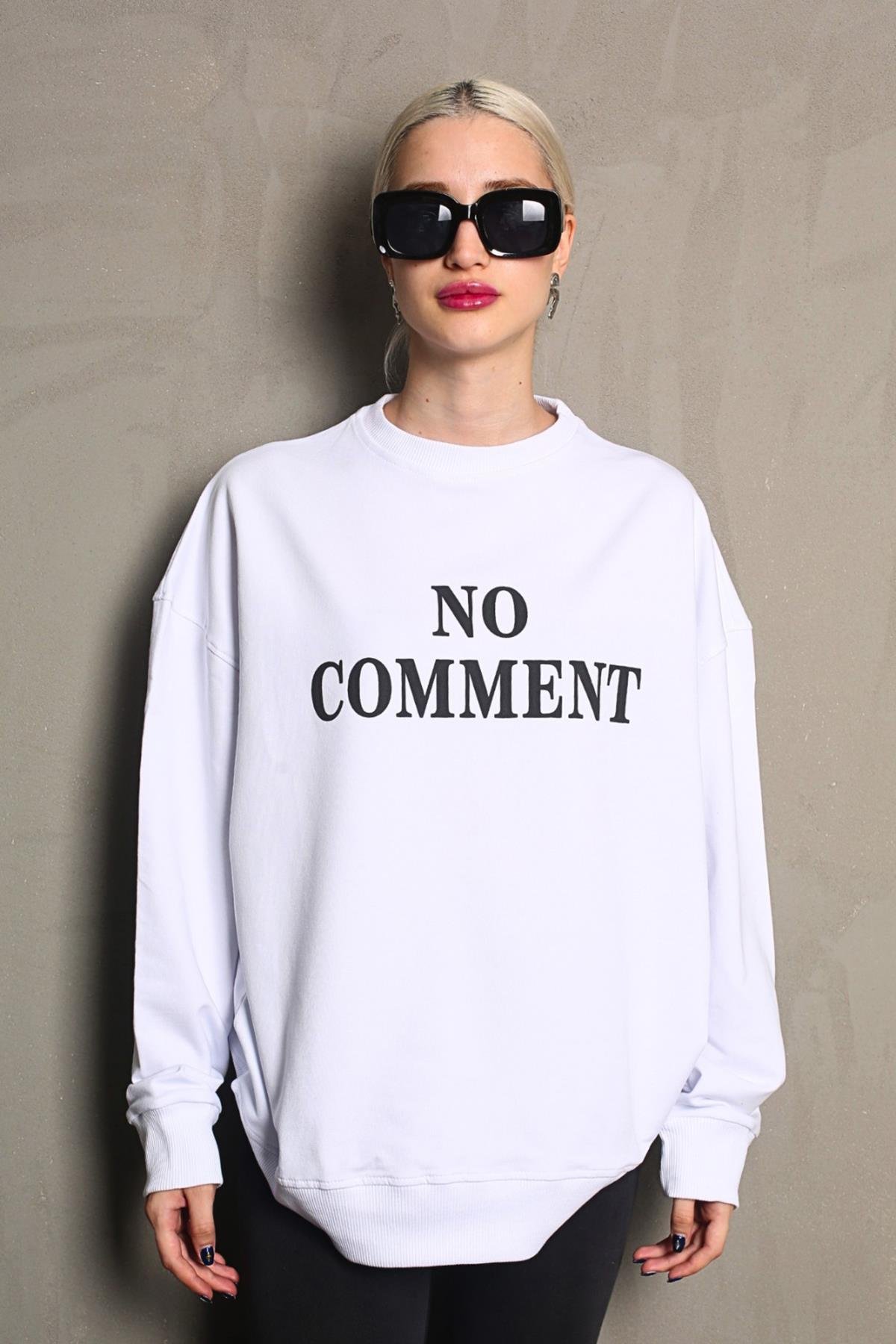 Beyaz Bisiklet Yaka Baskılı Oversize Kadın Sweatshirt MG1902