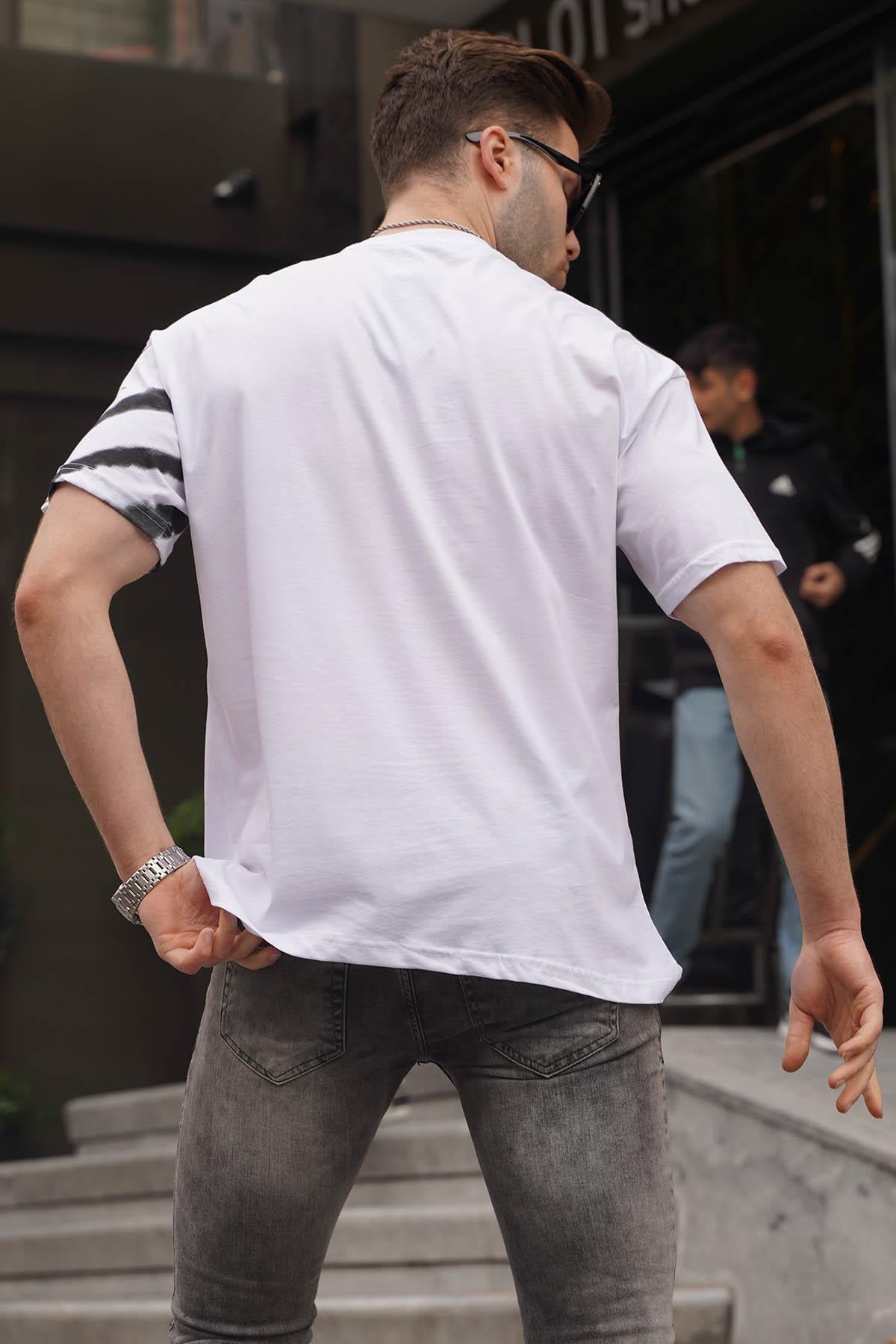 Beyaz Desenli Over Fit Erkek Tişört 6116