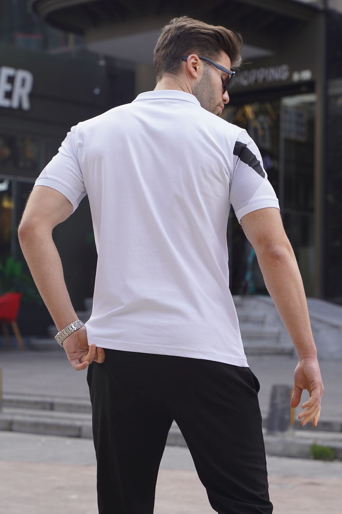 Beyaz Desenli Polo Yaka Erkek Tişört 6081