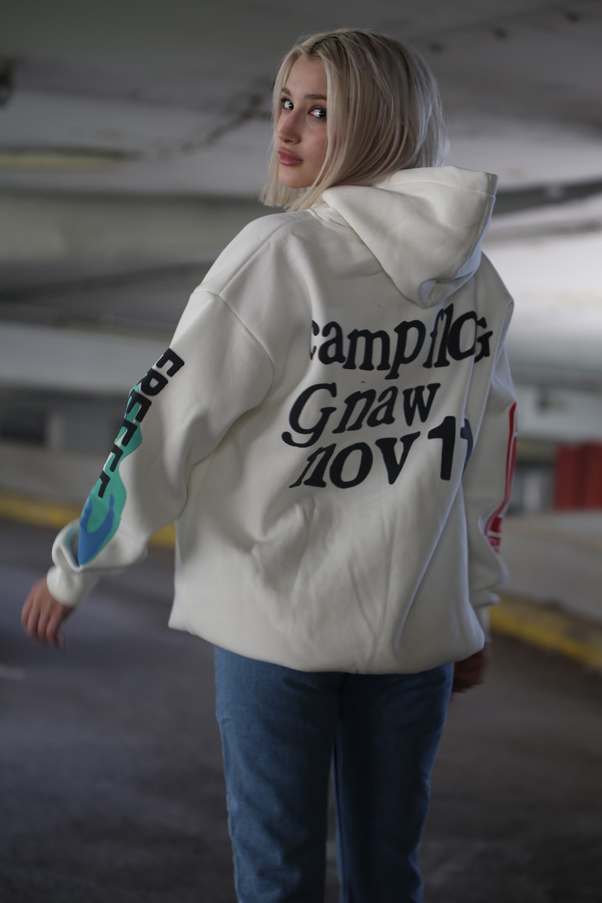 Mad Girls Beyaz Baskılı Oversize Sweatshirt MG903