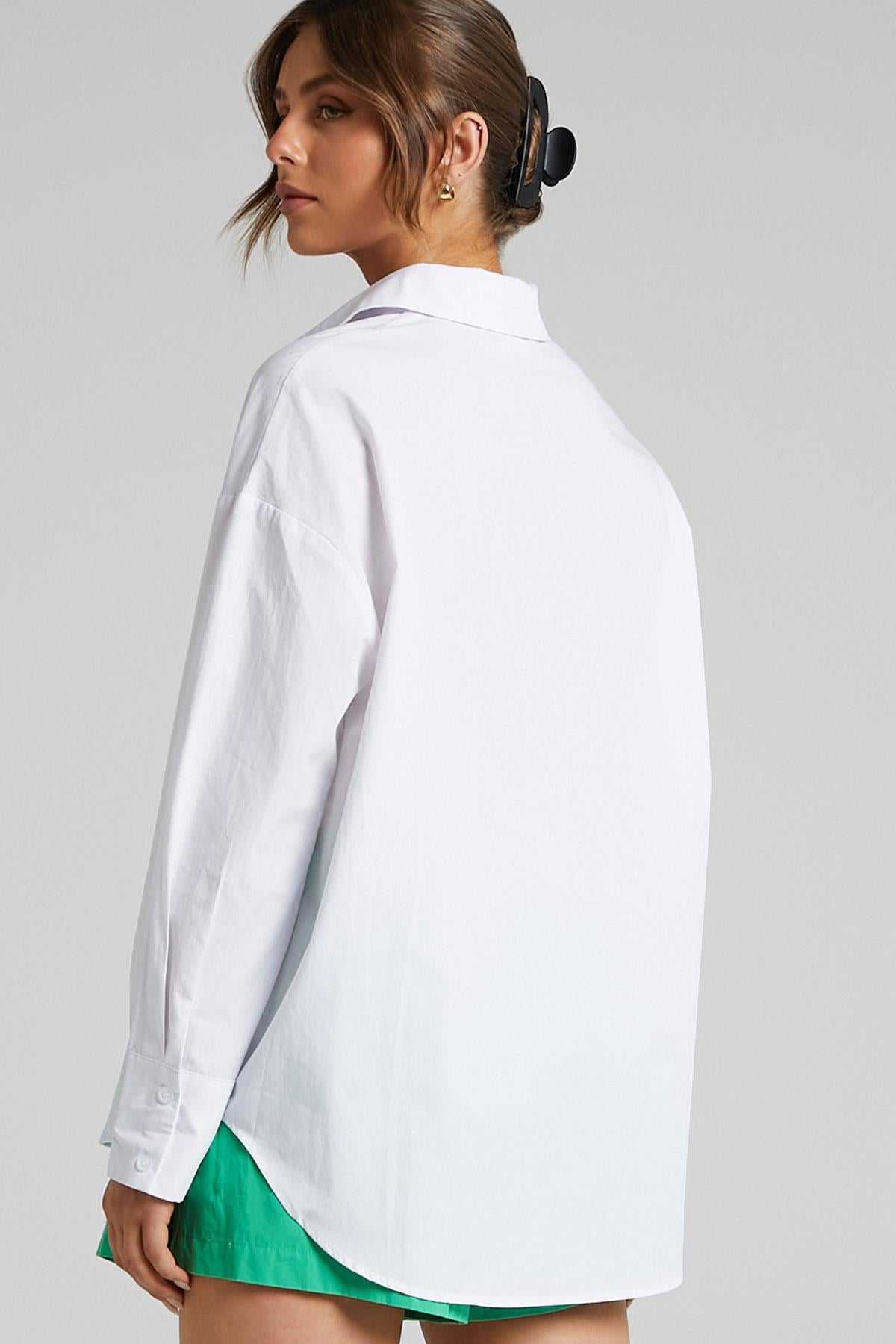 Beyaz Oversize Basic Gömlek MG1794