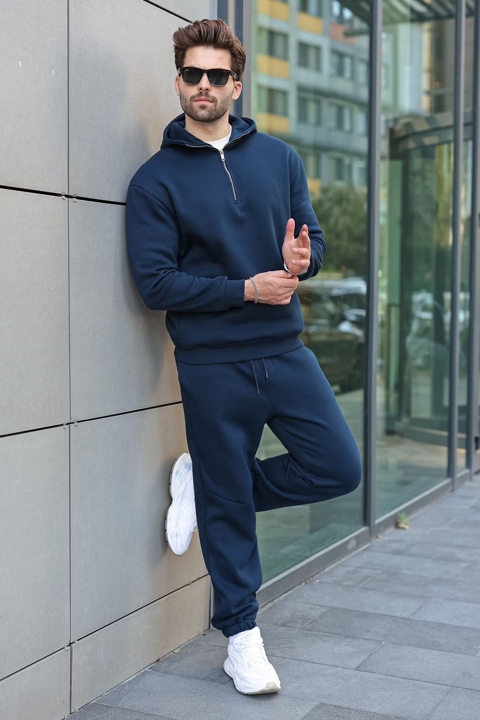 EŞOFMAN TAKIMI