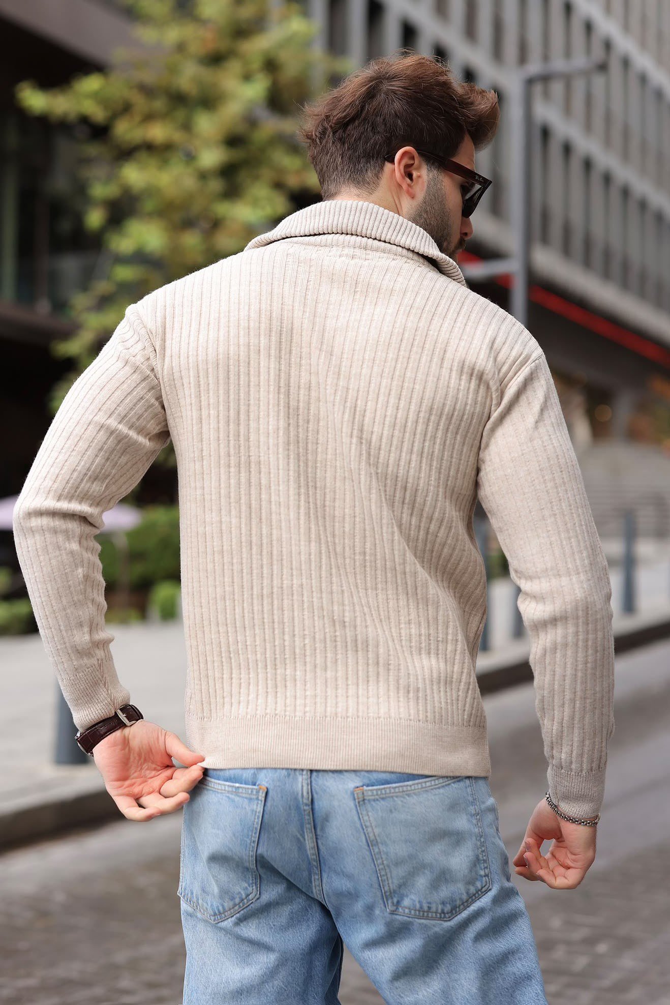 Jumpers & Cardigans