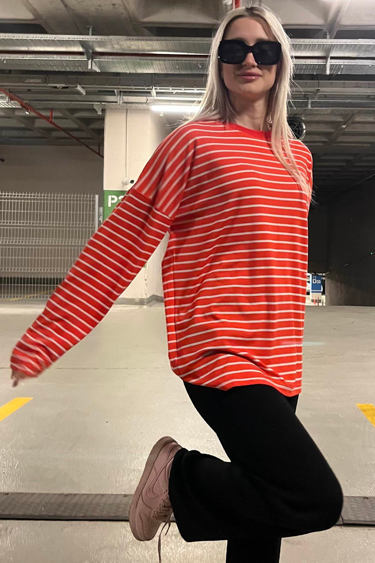 Kırmızı Çizgili  Sweatshirt MG980